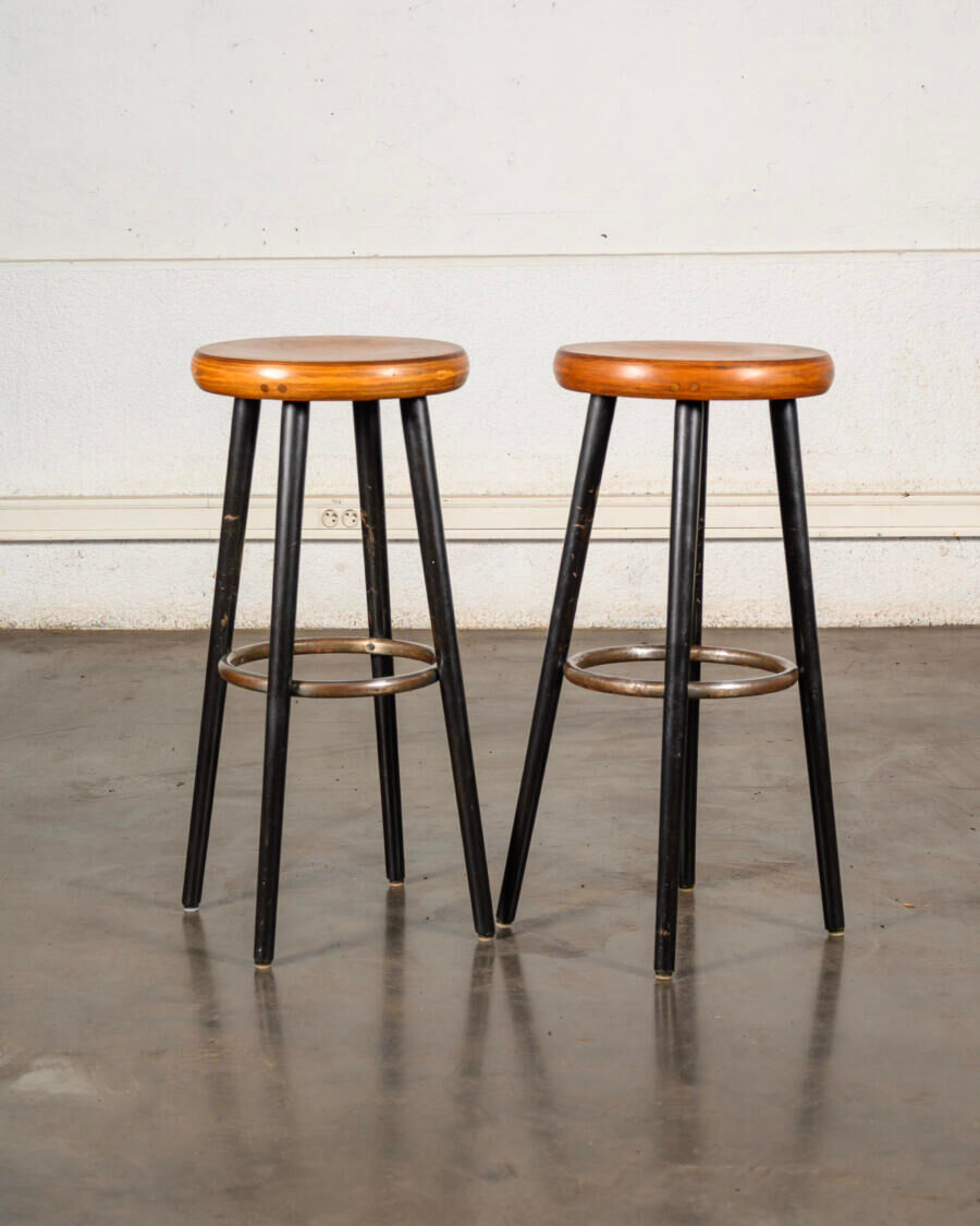 Tabouret de bar en bois et métal