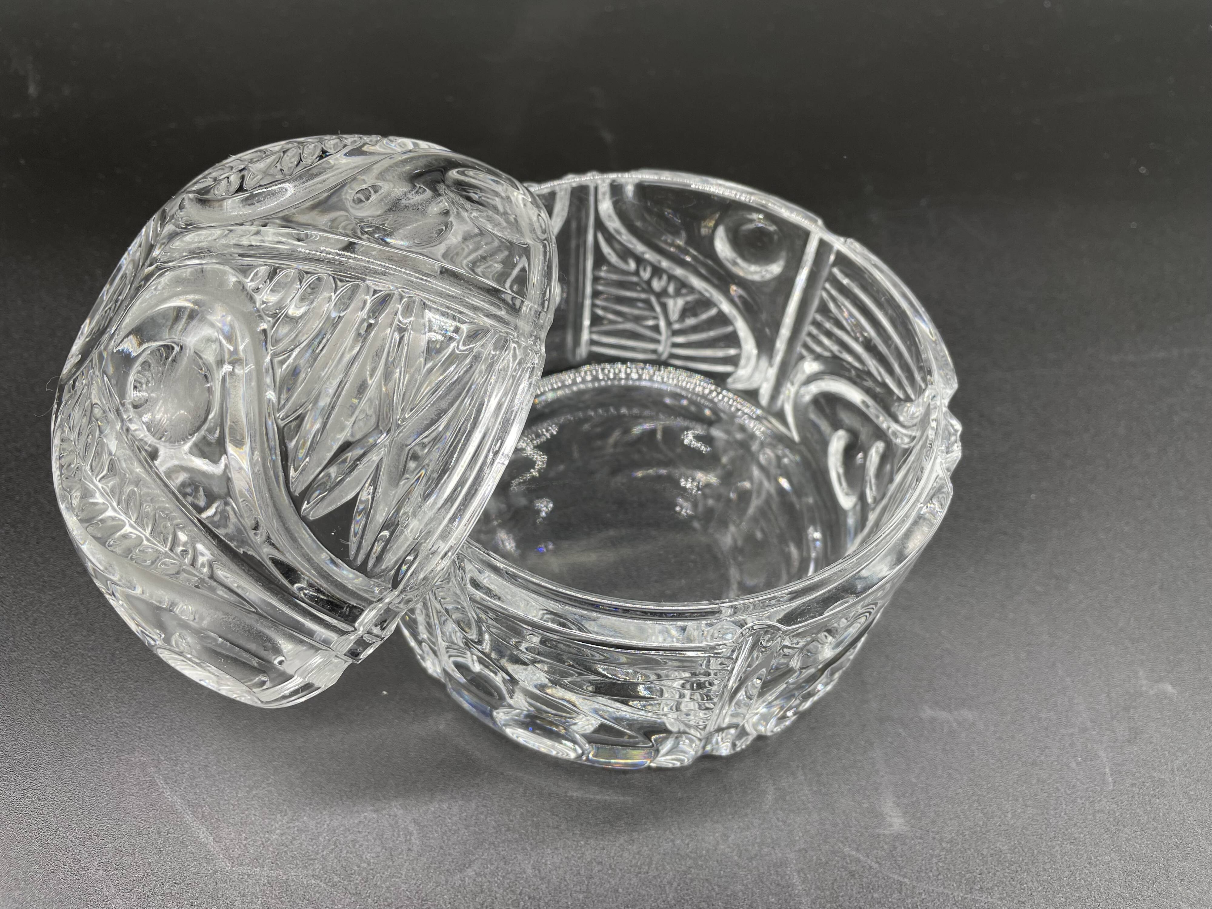 Bohemian crystal bonbonnière 24% PbO – Bohemia Czechoslovakia – Box