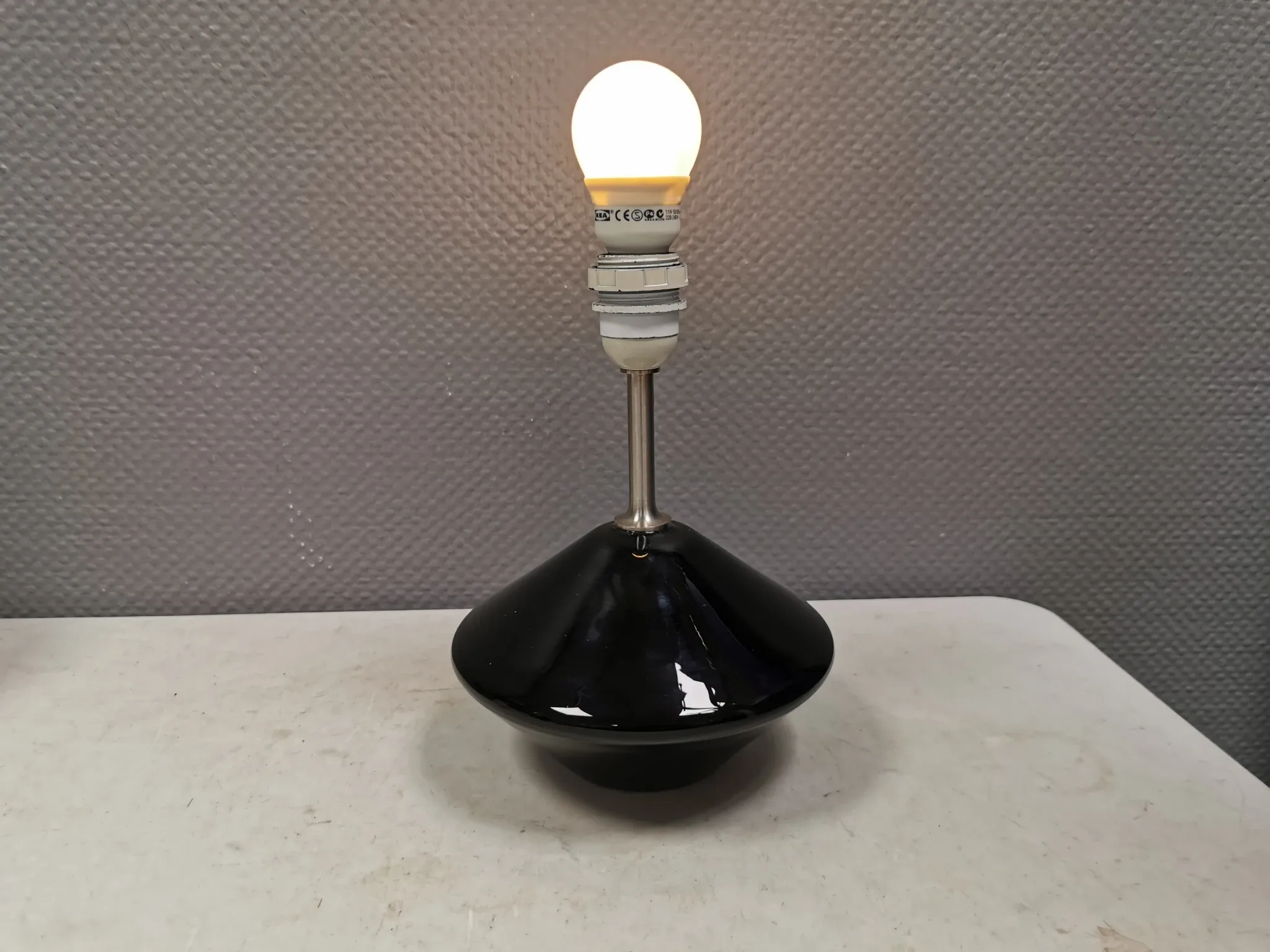 Lampe de table, modèle Astro, conçue en 1987 par Sidse Werner.
