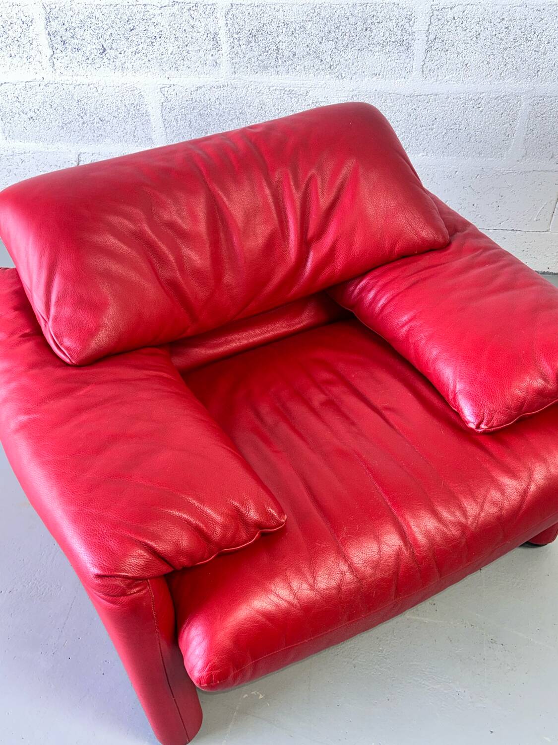 Fauteuil 1 places Cassina Maralunga en cuir rouge