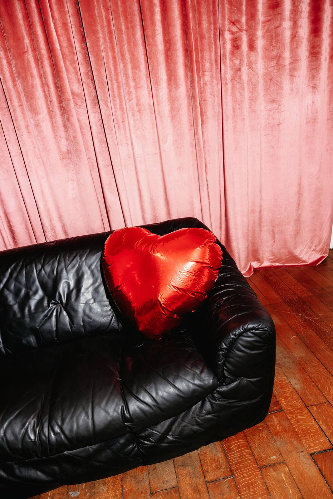 Leather Sloop sofa by Michel Ducaroy for Ligne Roset, France, 1970.