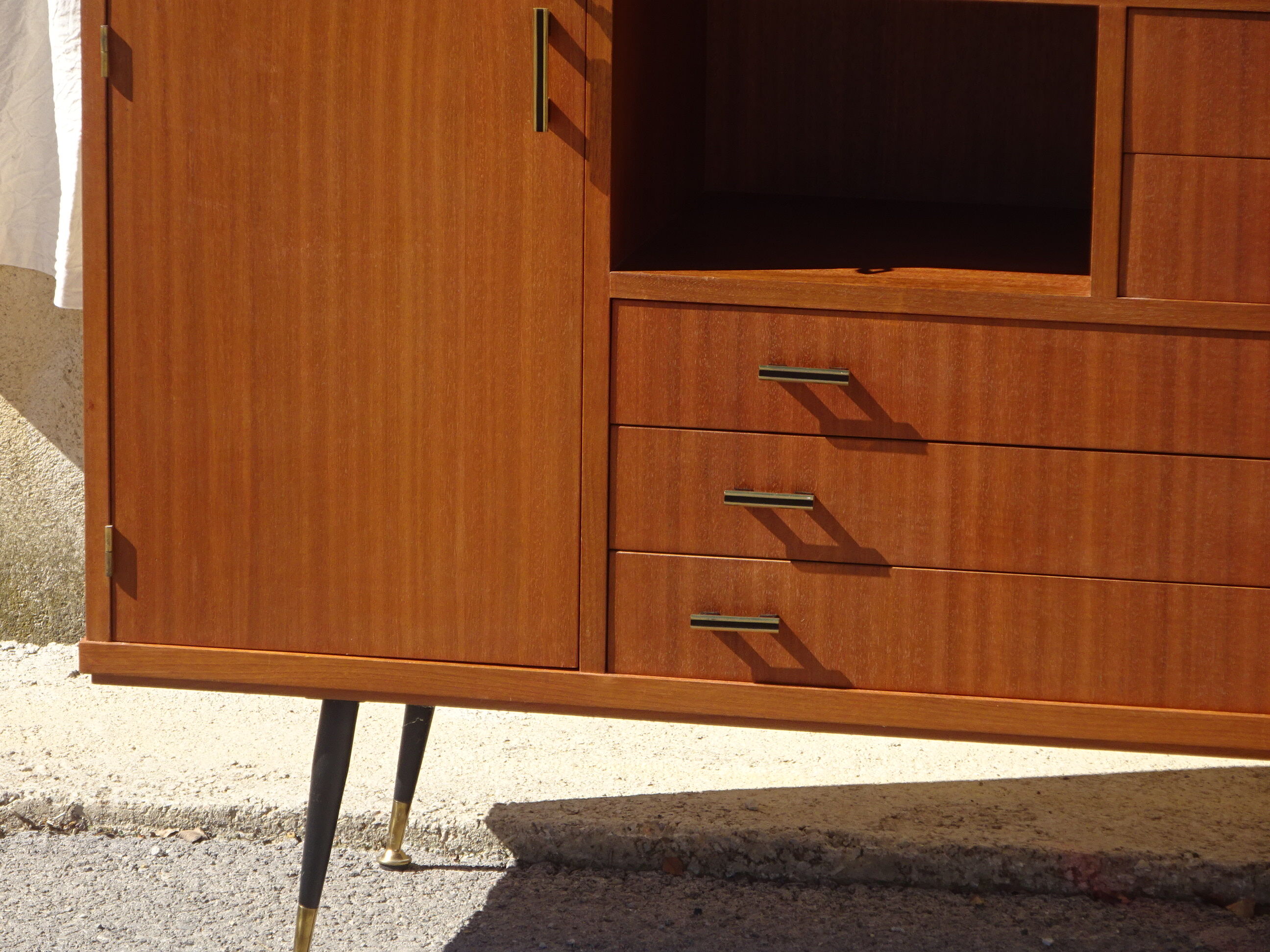 Office furniture in teak veneer, from the 60's
