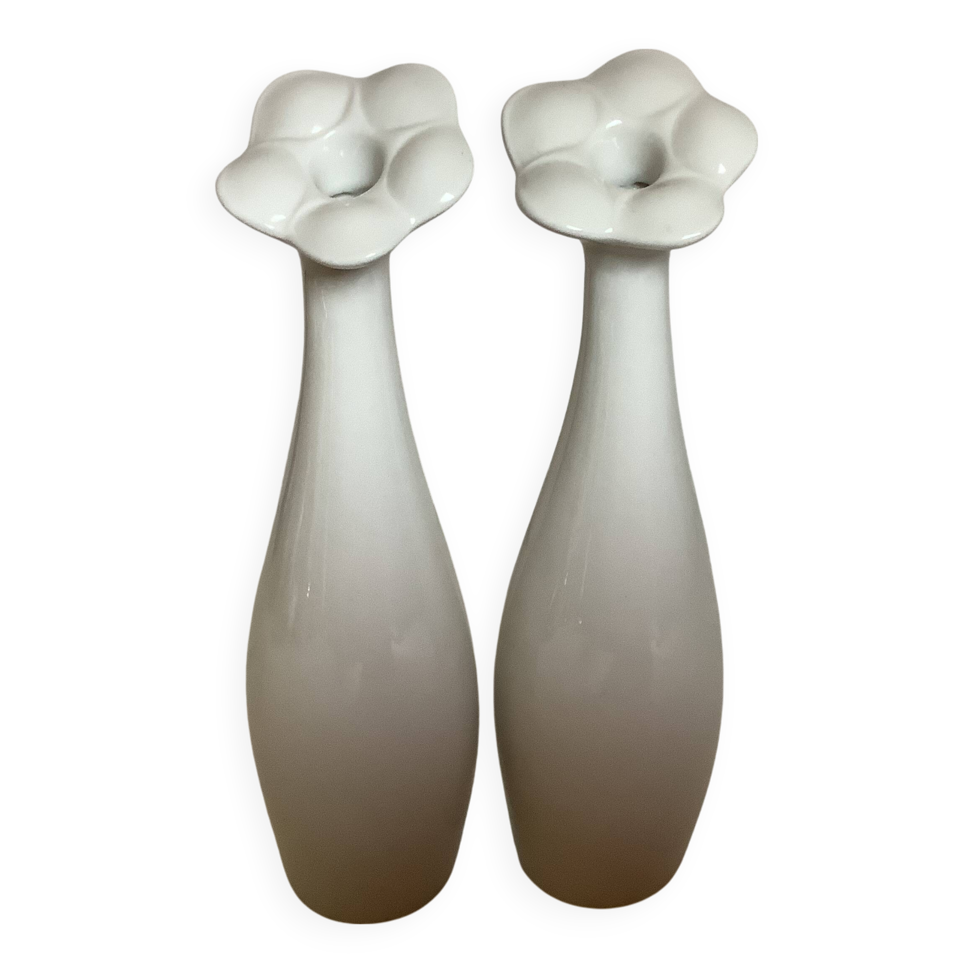 Pair of bowling pin-shaped single-flower vases