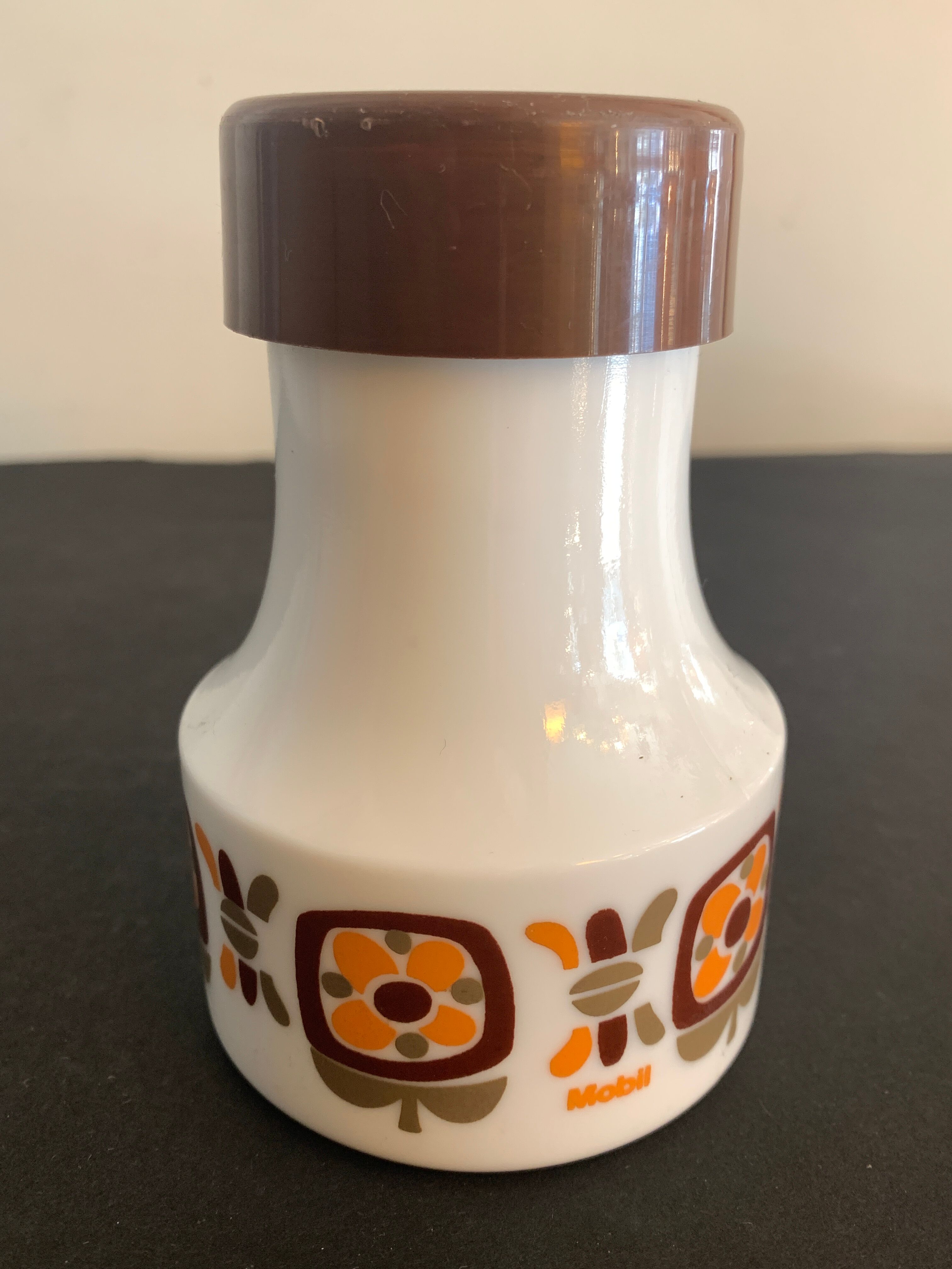 Mustard or Mobil mustard pot