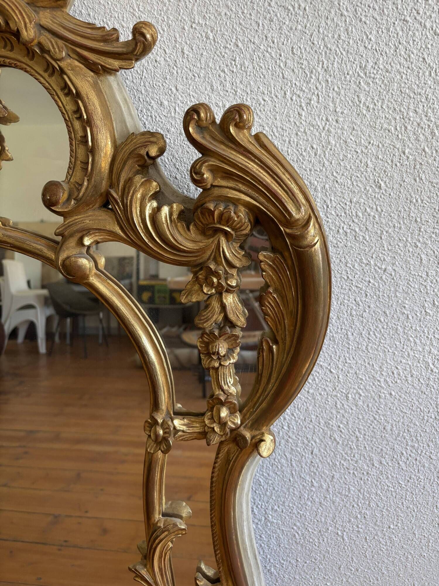 Large gold mirror in Louis XV style