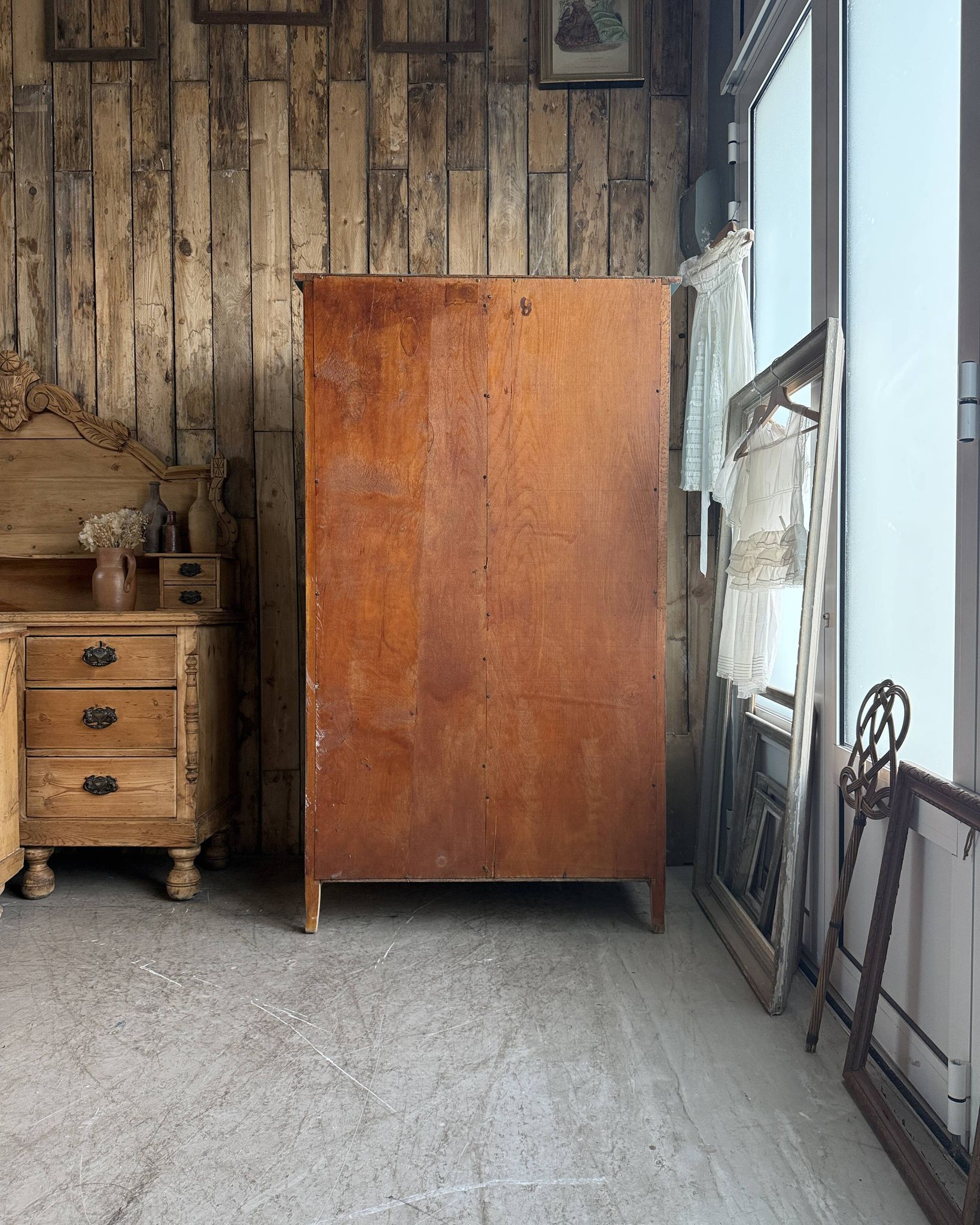 Vintage grey-green wardrobe (renovated)