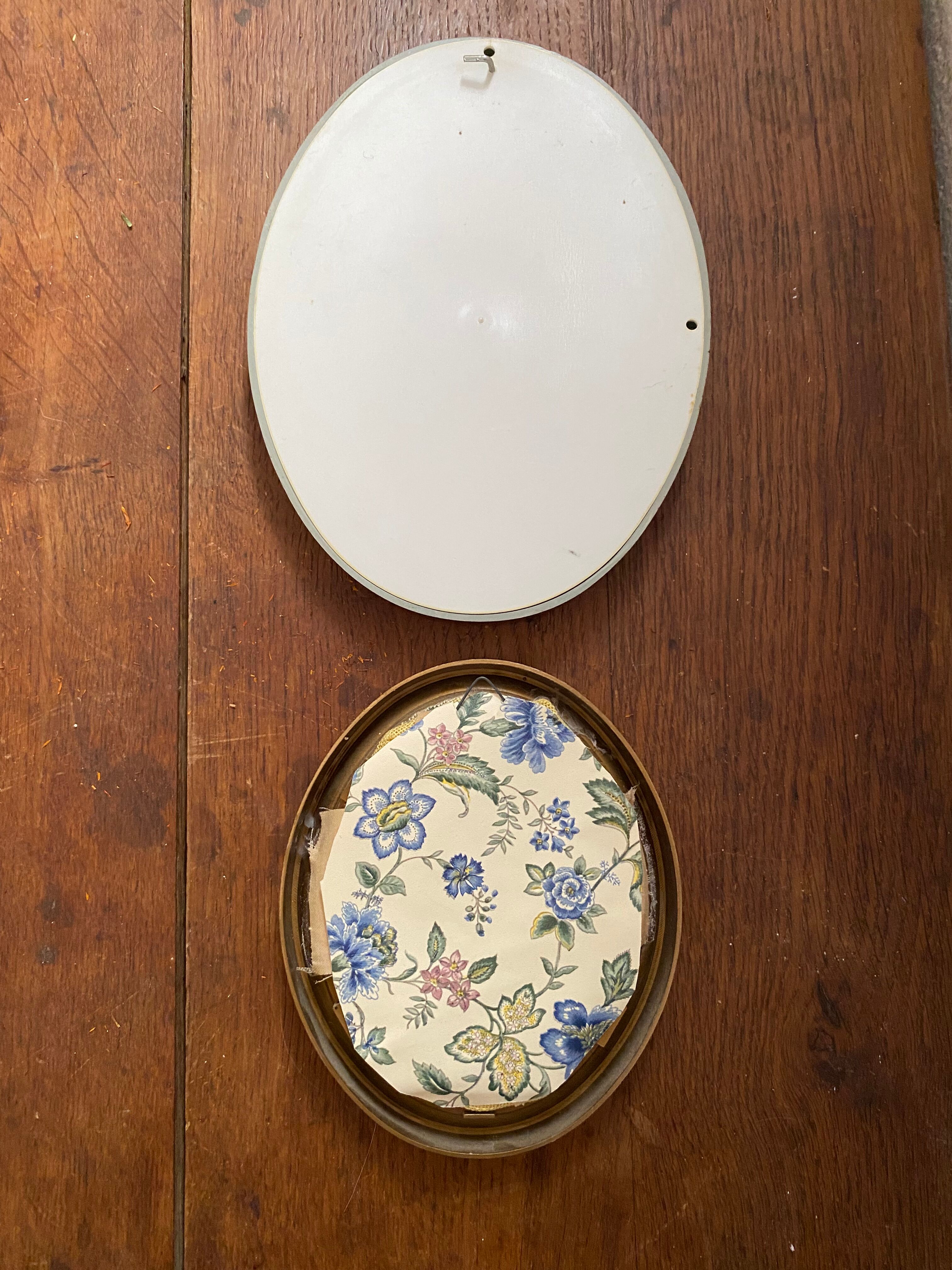 2 oval frames vintage floral embroidery