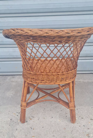 Children's chair in rattan and wicker