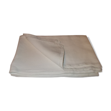 Nappe damassée 150 x 145