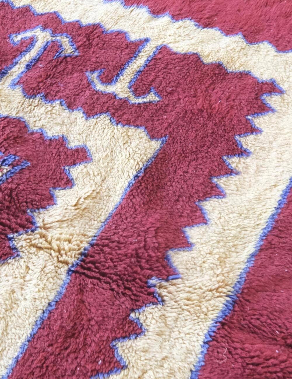 Beni M'Rirt Red Carpet - 298 x 217 cm