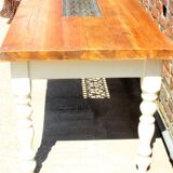 Dining room table