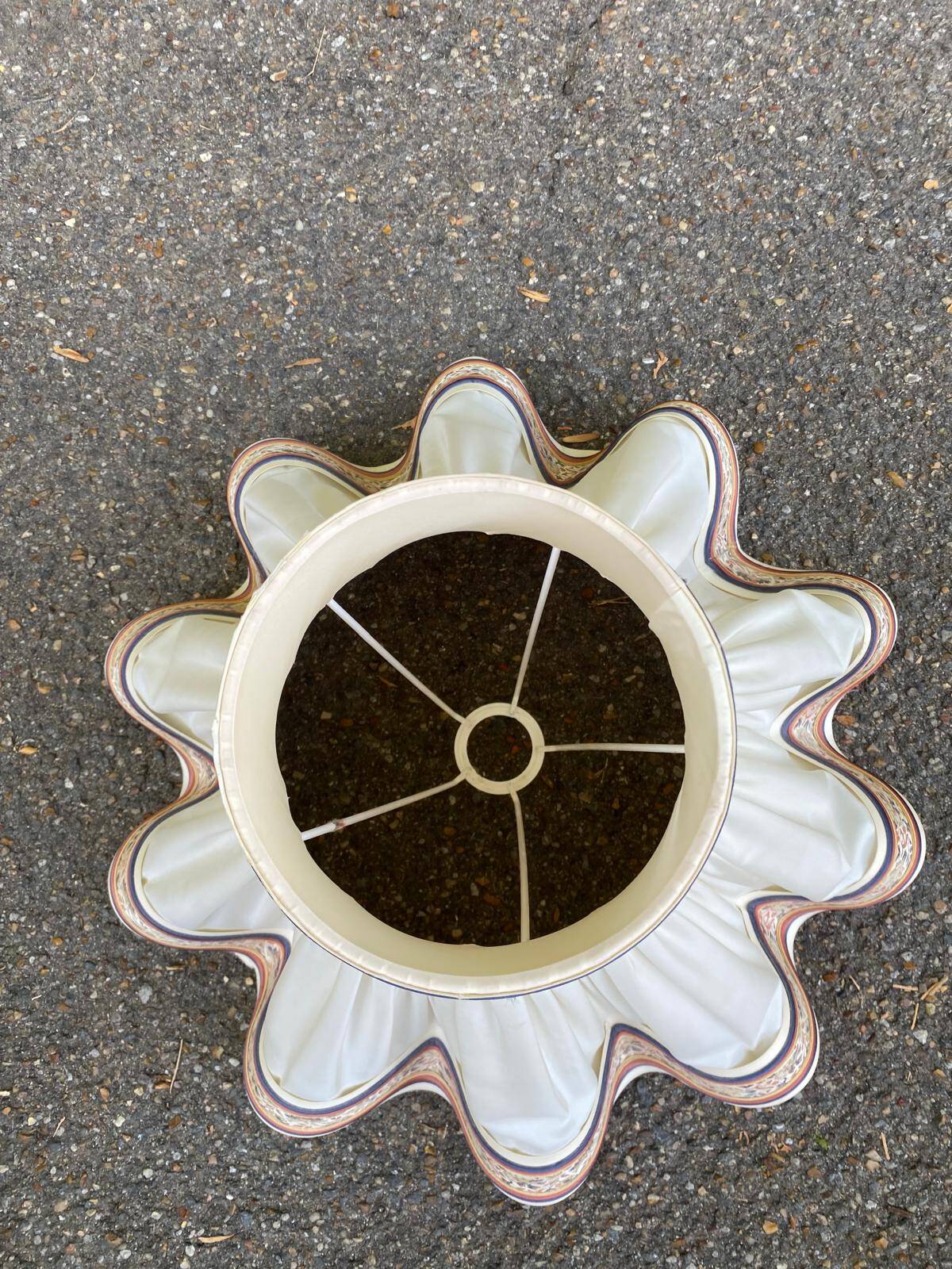 Vintage pleated scalloped lampshade — Cream fabric & floral embroidered trim