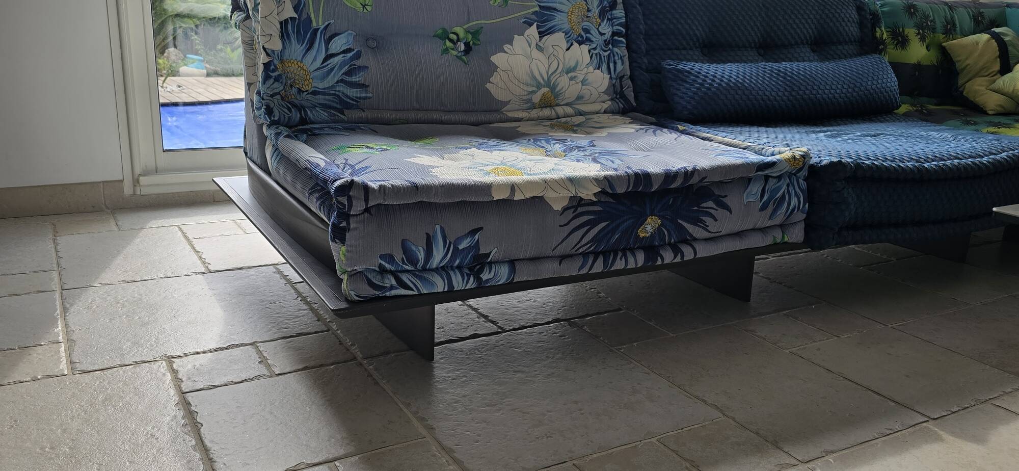 Mah Jong sofa by Roche Bobois designed by Kenzo.
