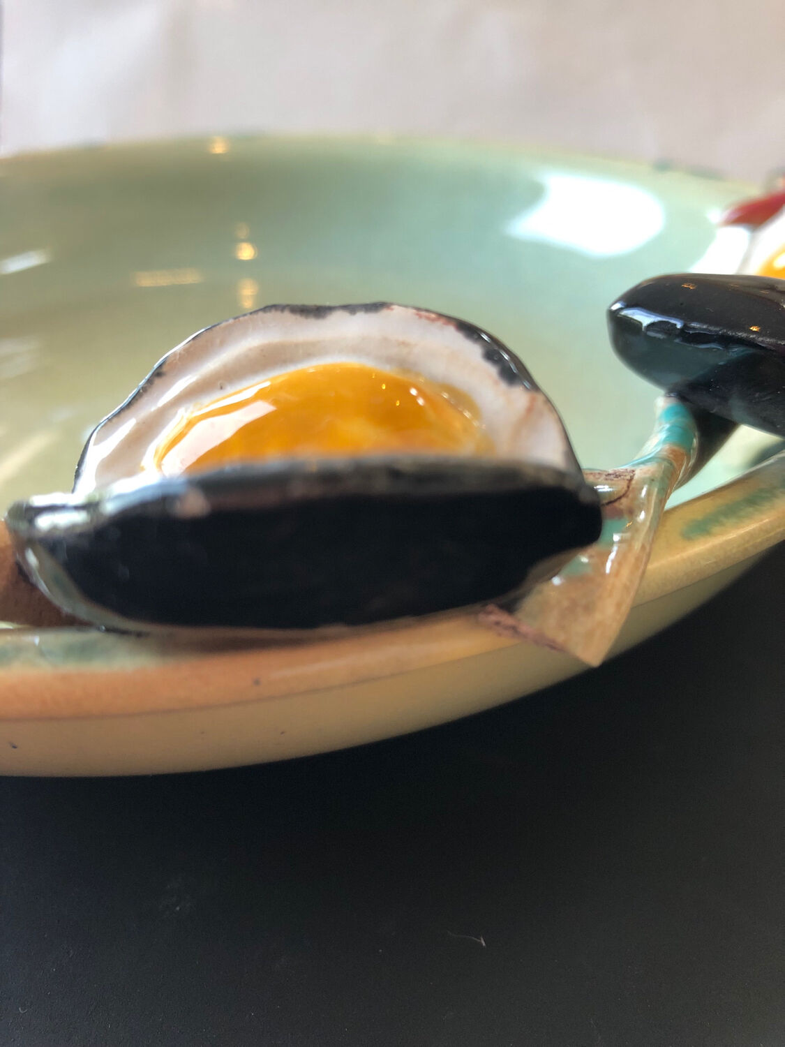 Paris ceramic dish with slip decoration, by Suzy Coste