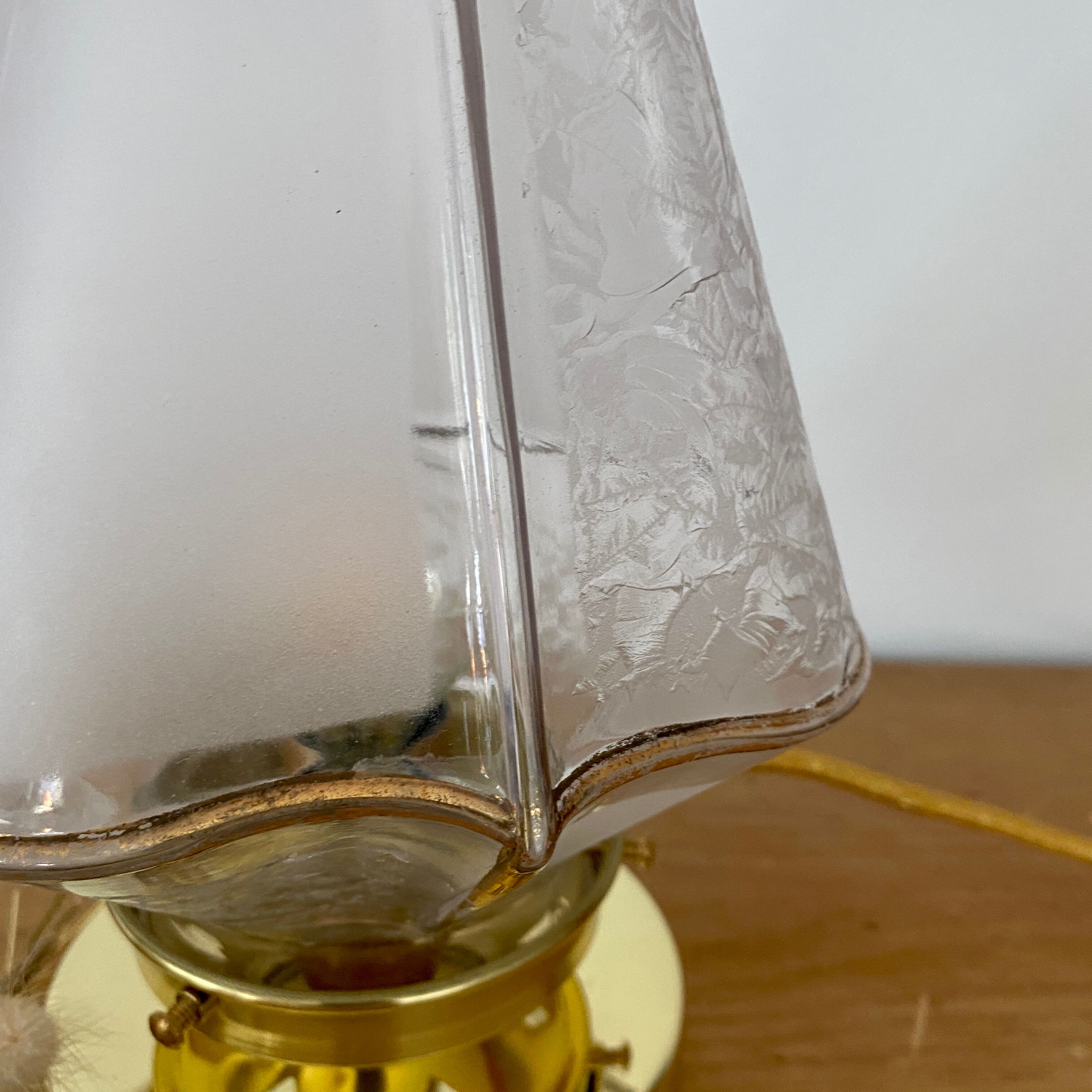 Table lamp globe vintage art deco white and gold