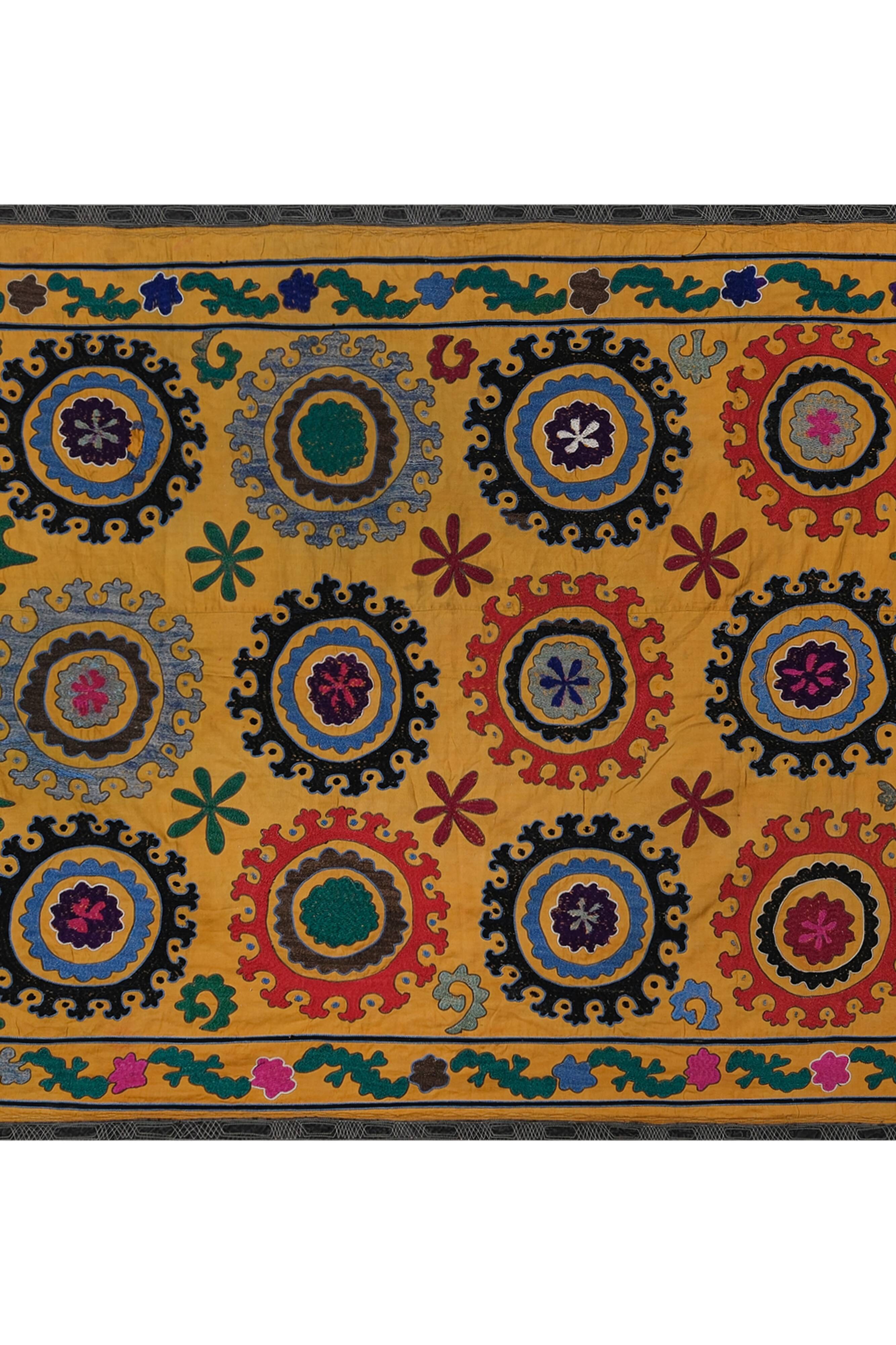 Hand knotted rug, vintage Turkish rug 116x150 cm