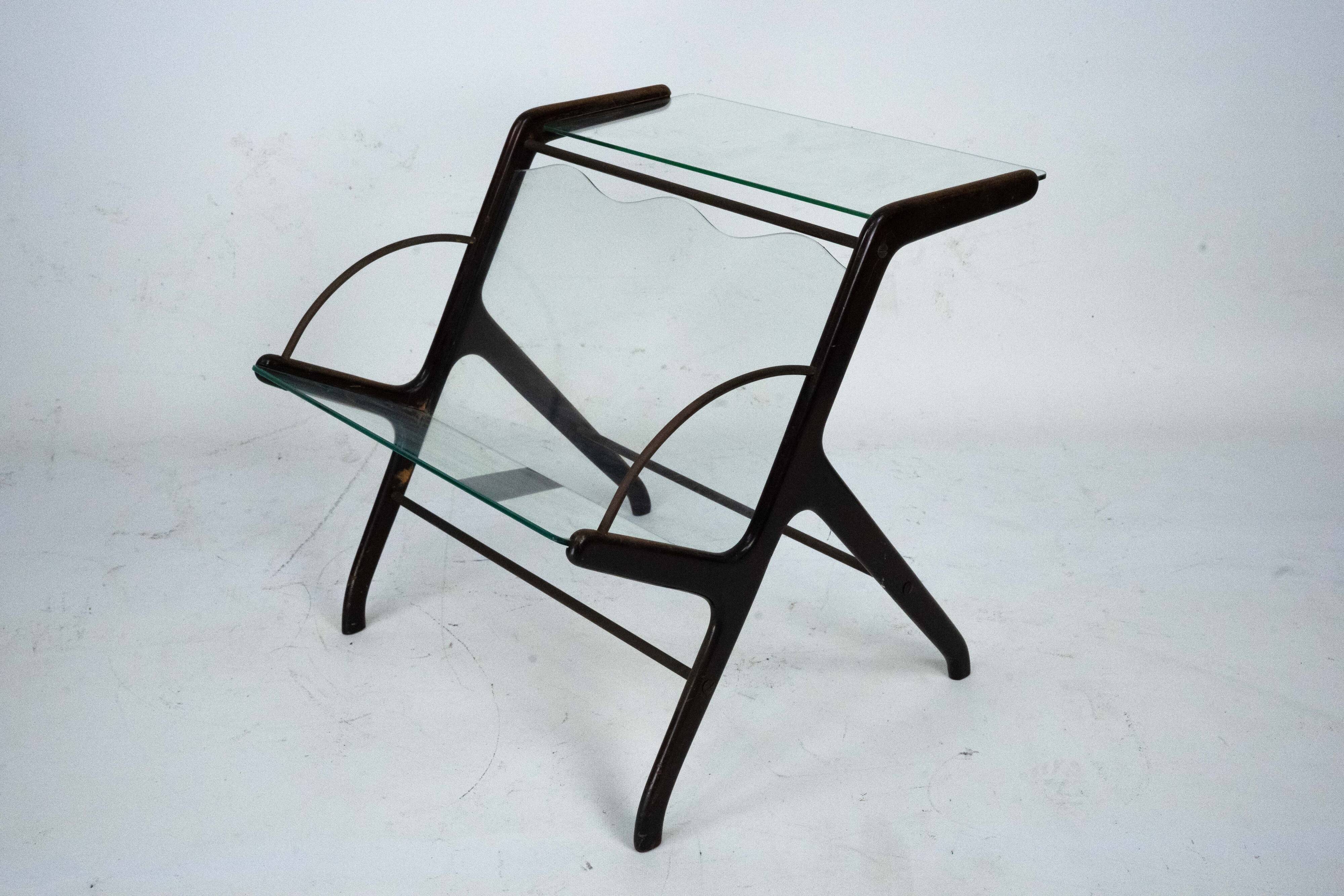 Ico Parisi Magazine Rack in Wood, Brass and Glass. Italy, 1950s