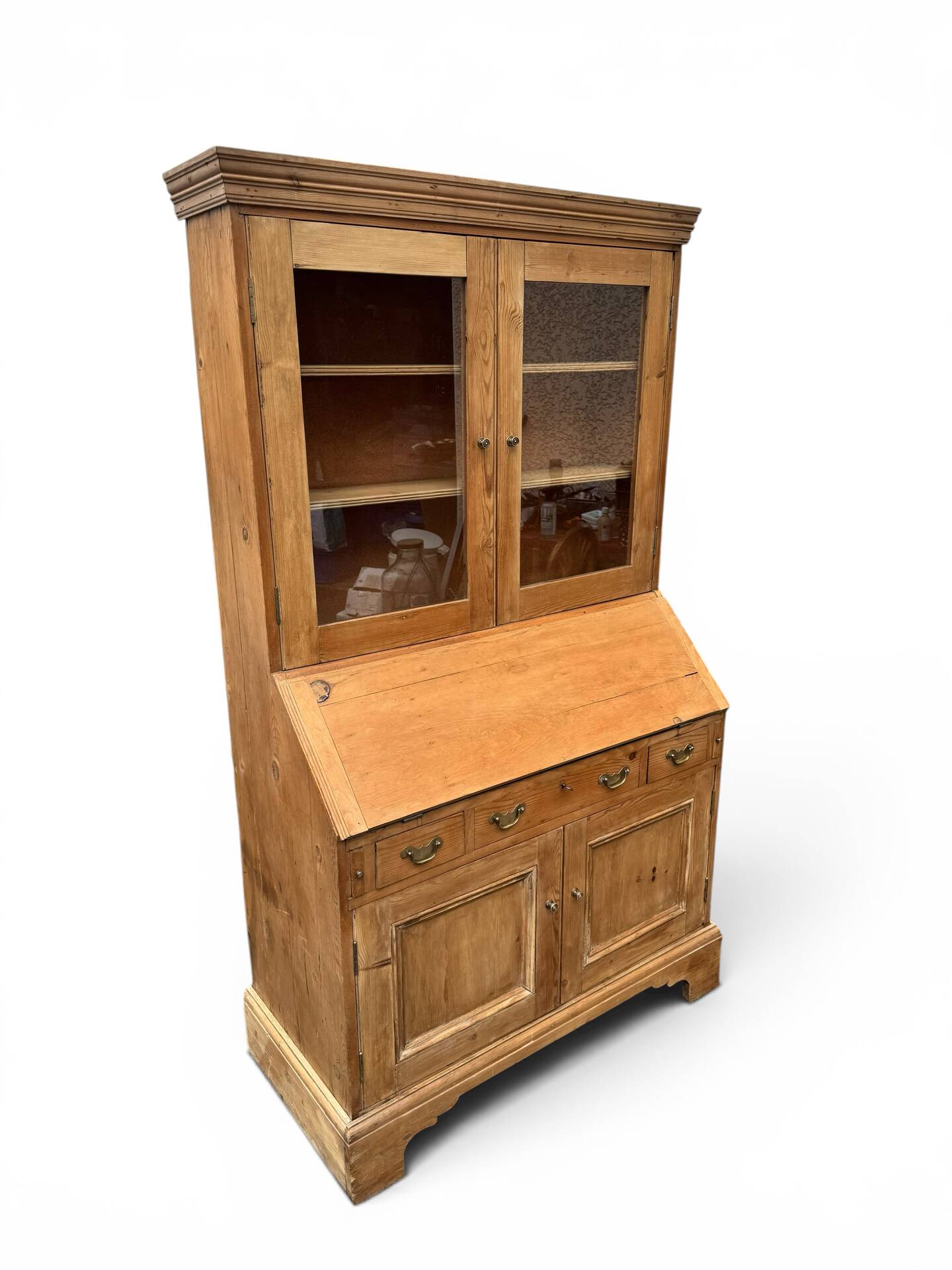 Showcase secretary with two bodies, English, in raw pine – around 1900