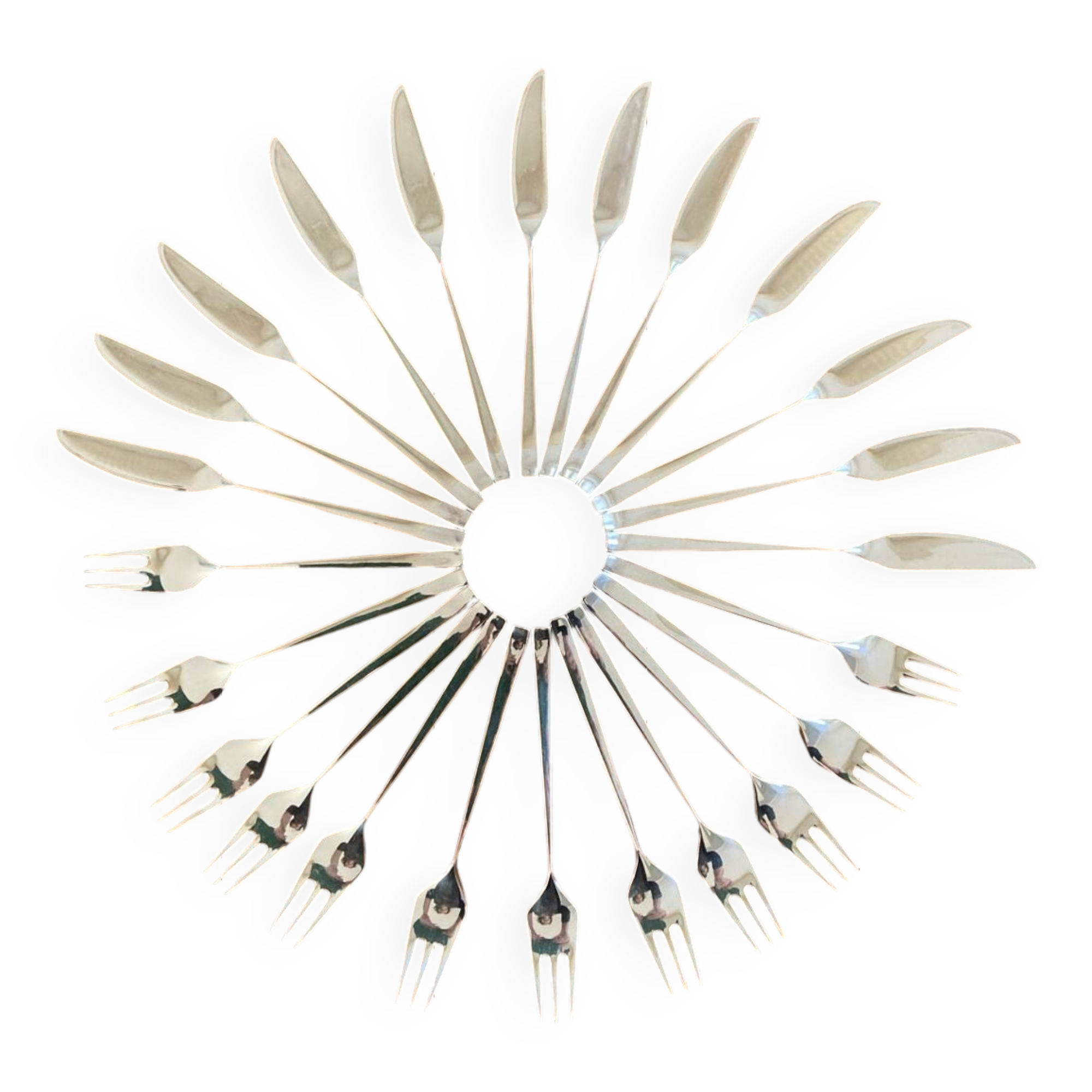 Ercuis Horizon silver metal fish cutlery