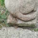 Paire de lions de jardin en pierre ancien vintage