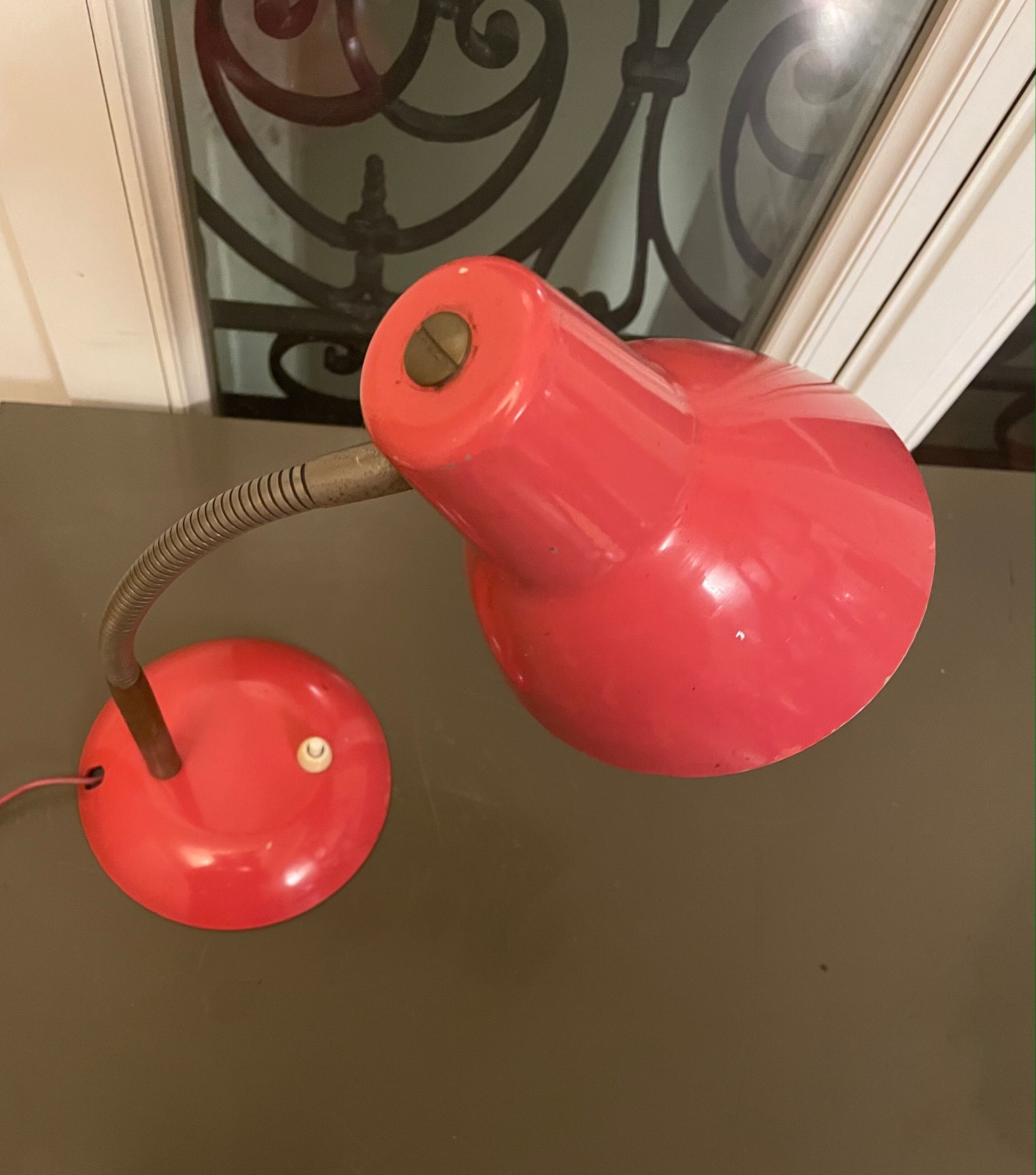 Bedside or desk lamp 60' metal corail