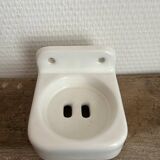 Earthenware soap dish