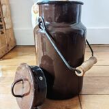 Pot en tôle émaillée marron