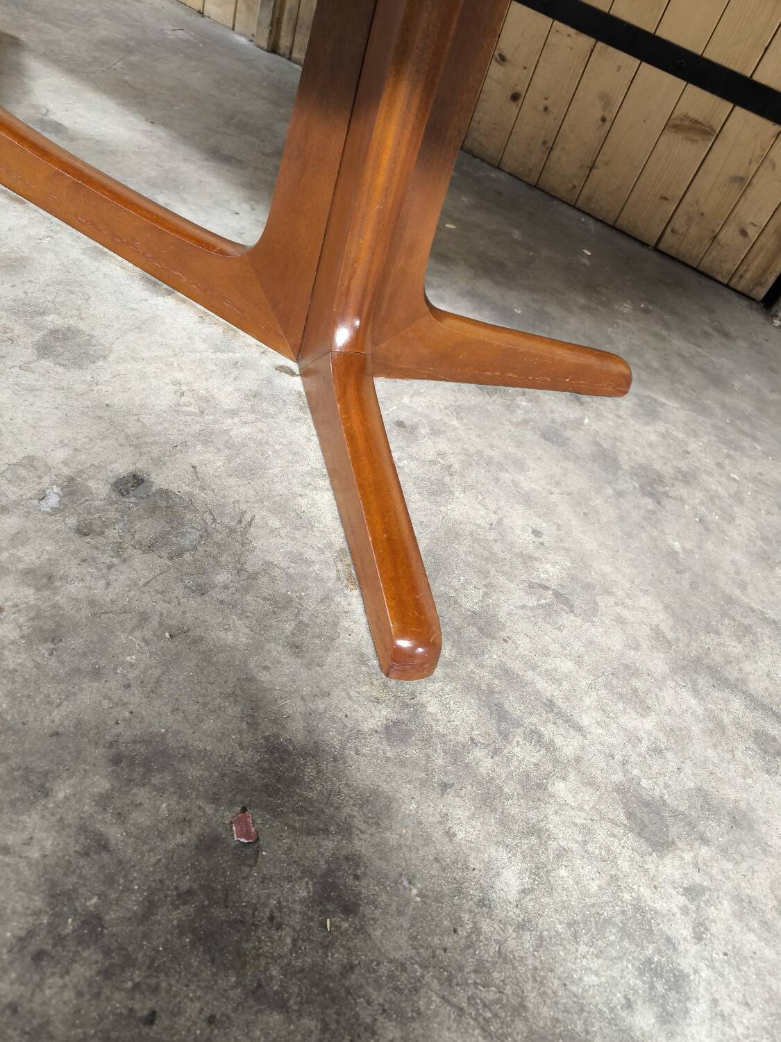 Vintage Baumann oval table