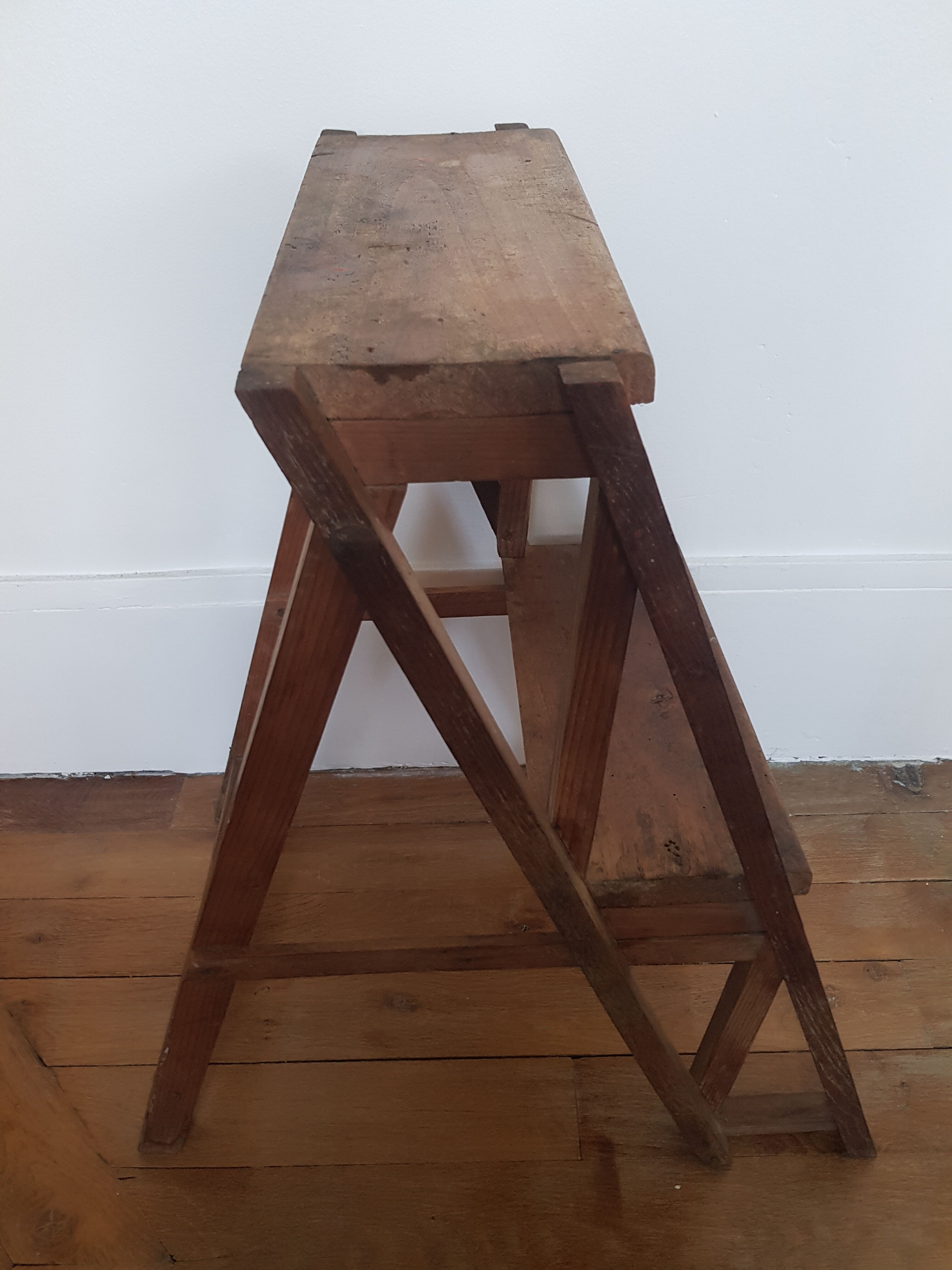 Small stepladder
