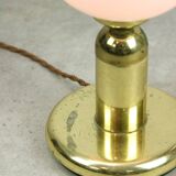 Lampe de table vintage en laiton et opaline, Italie 1970