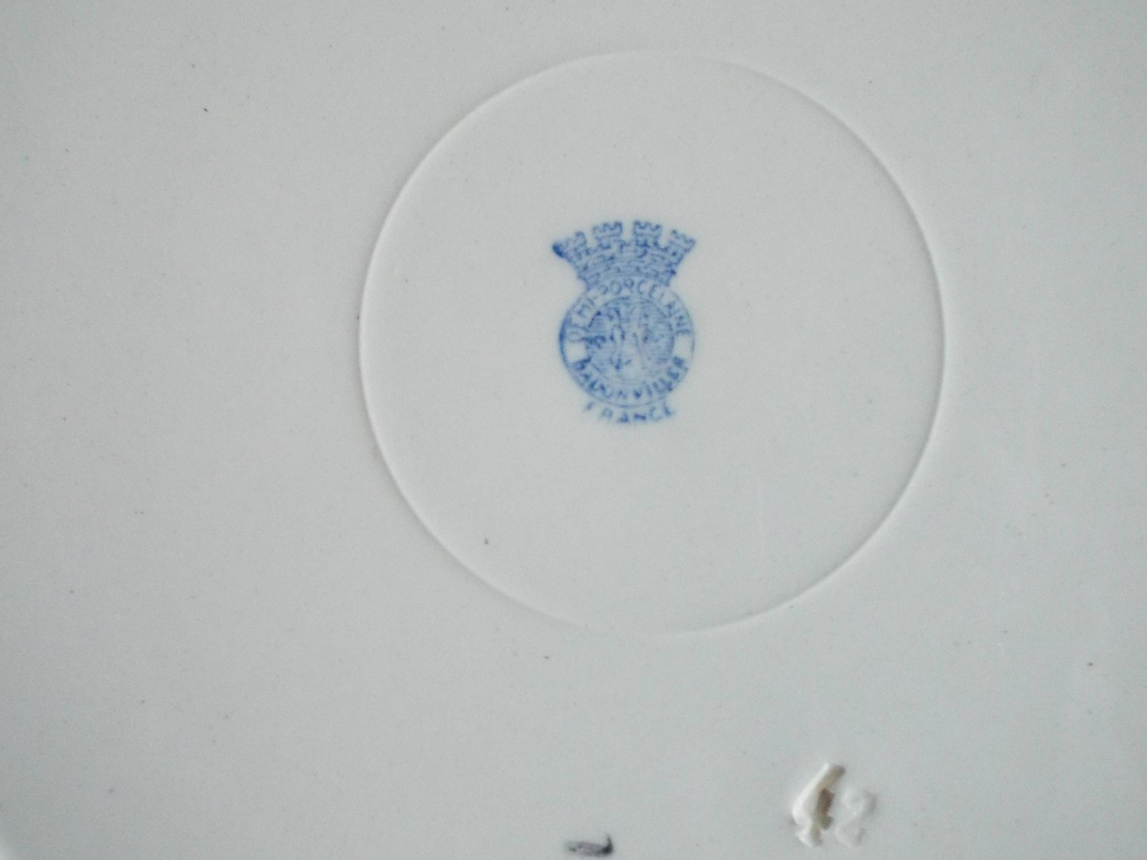 Badonviller round dish