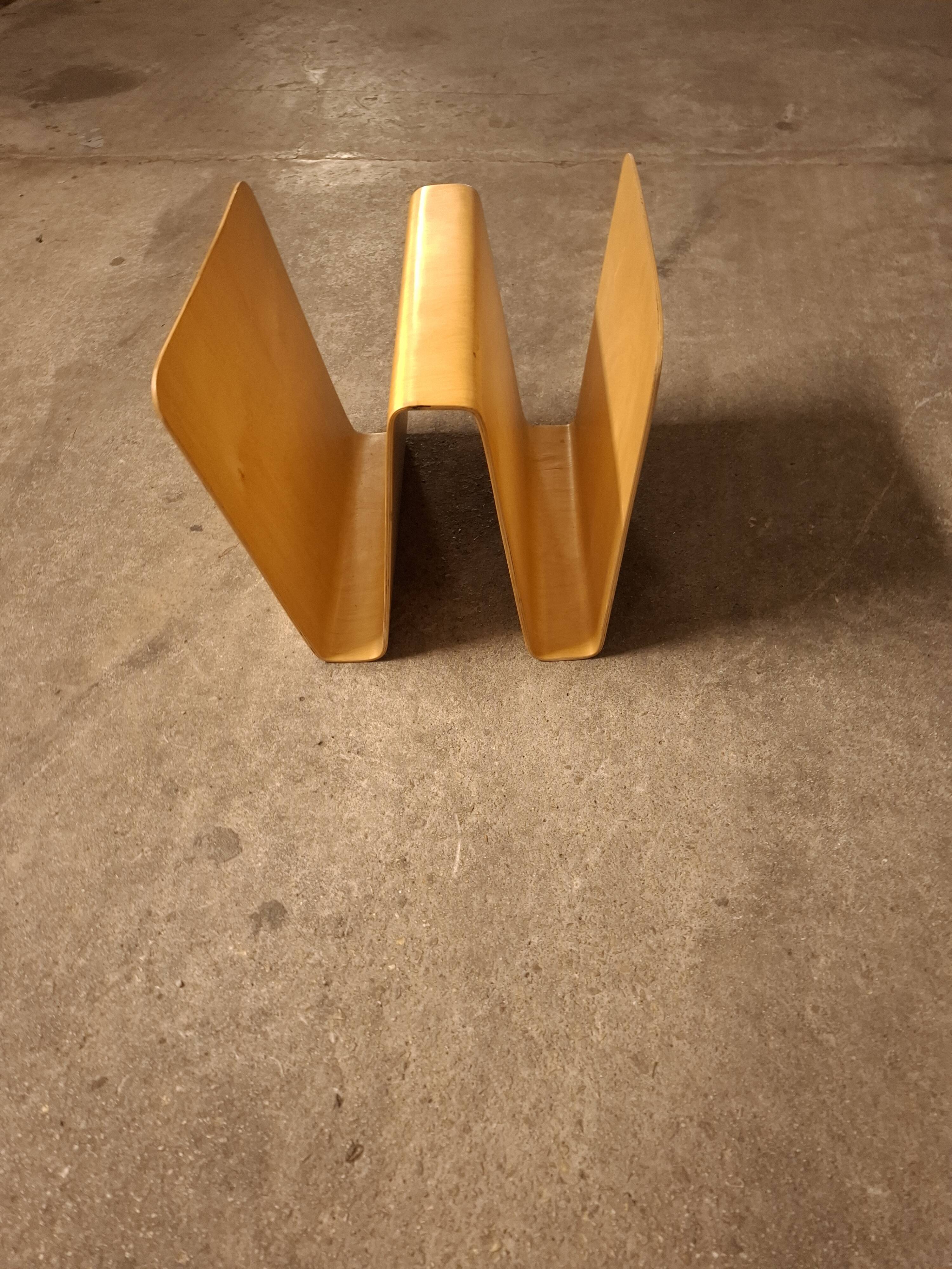 Wooden magazine rack from the 80s and 90s Habitat