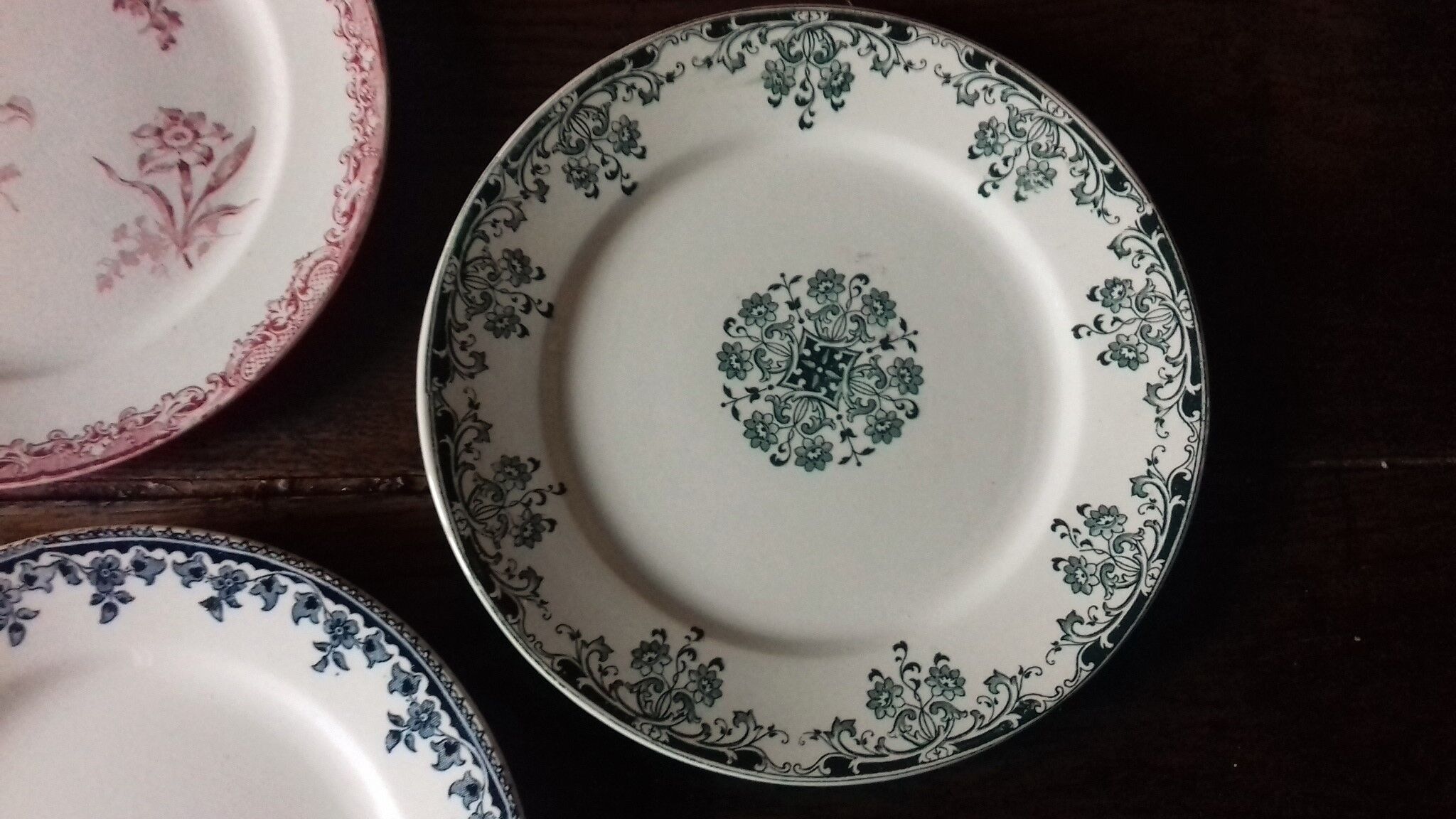 Lot 5 plates Terre de Fer Badonviller Sarreguemines