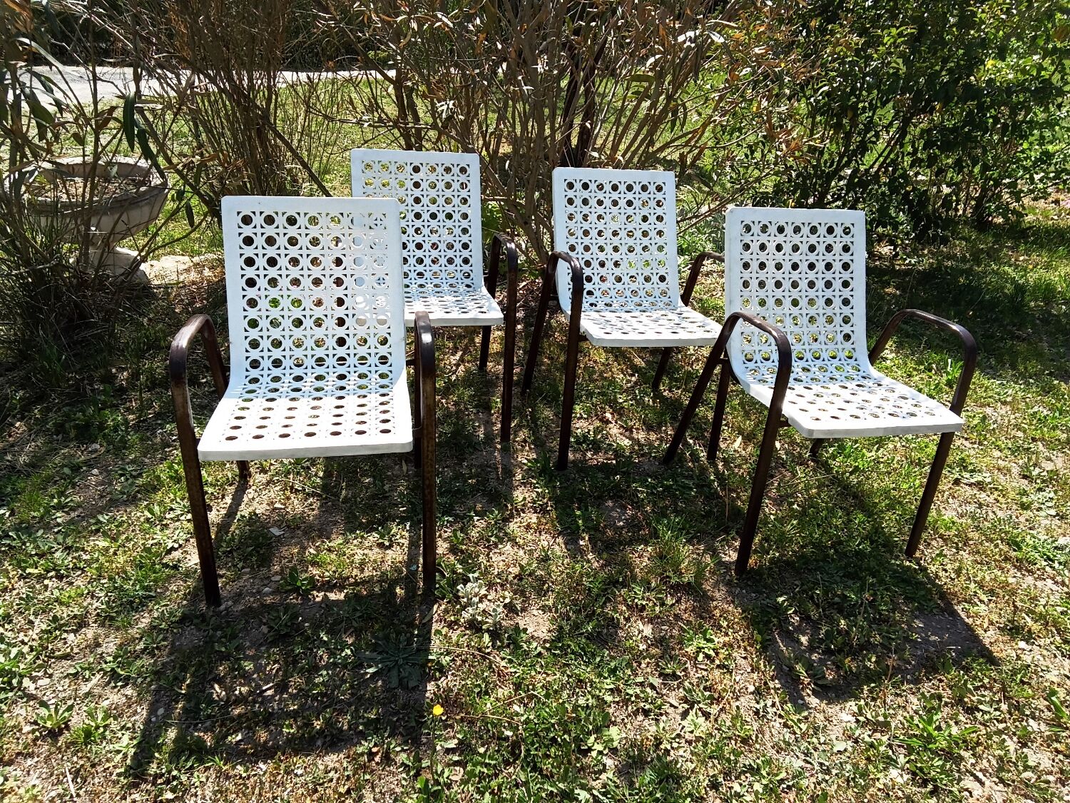 4 vintage chairs