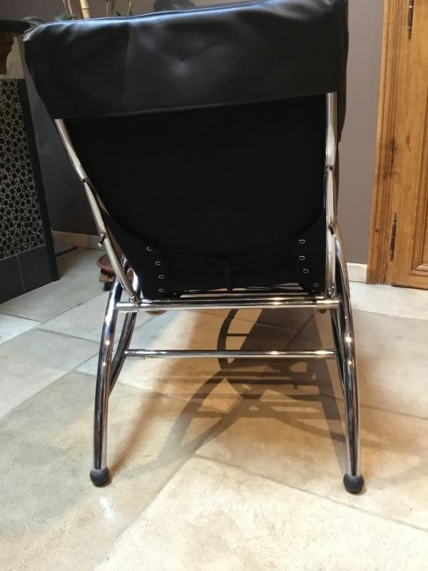 1980 metal and sky vintage long chair