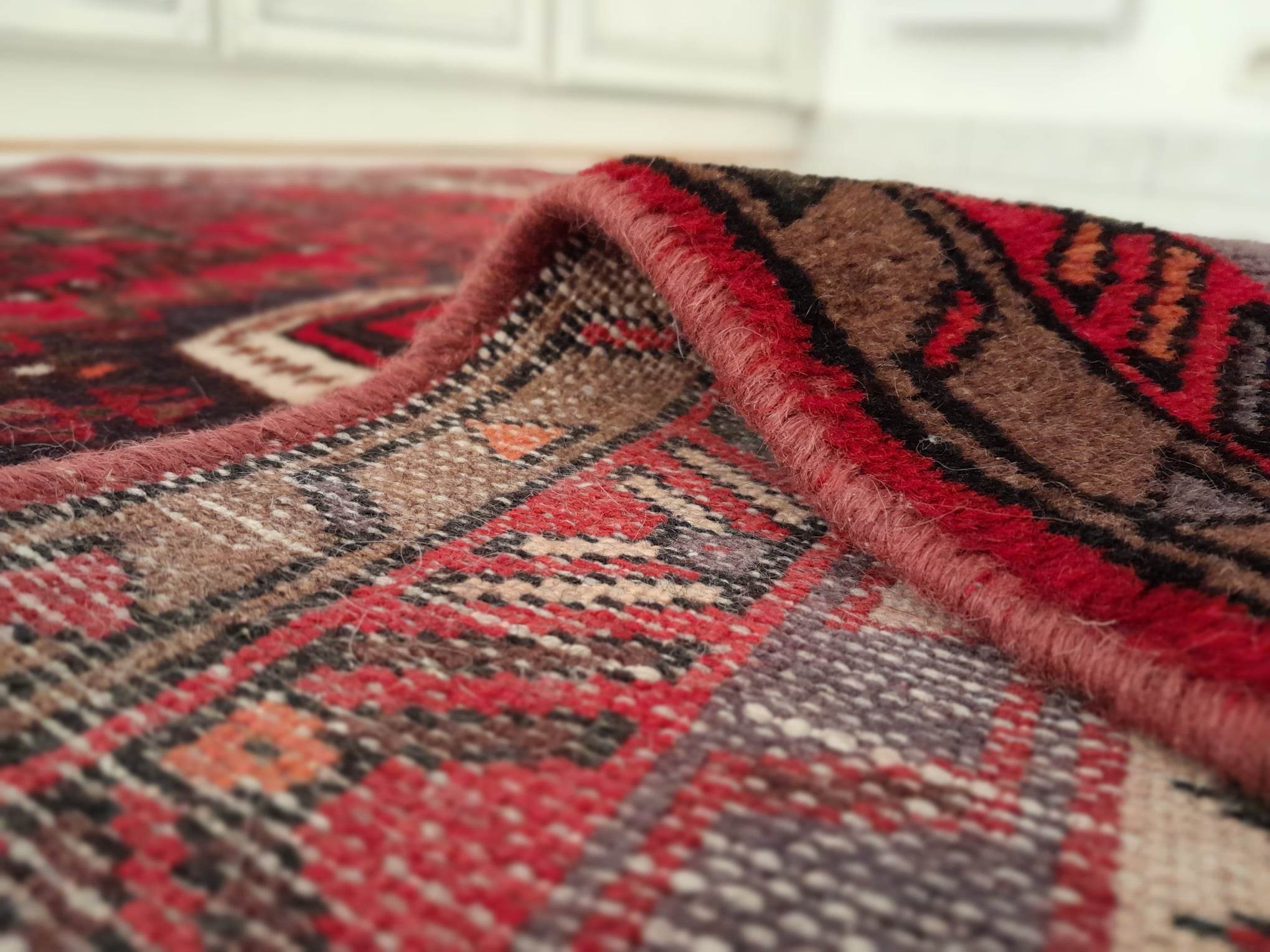 Handmade Persian Zangian Rug 166x103cm