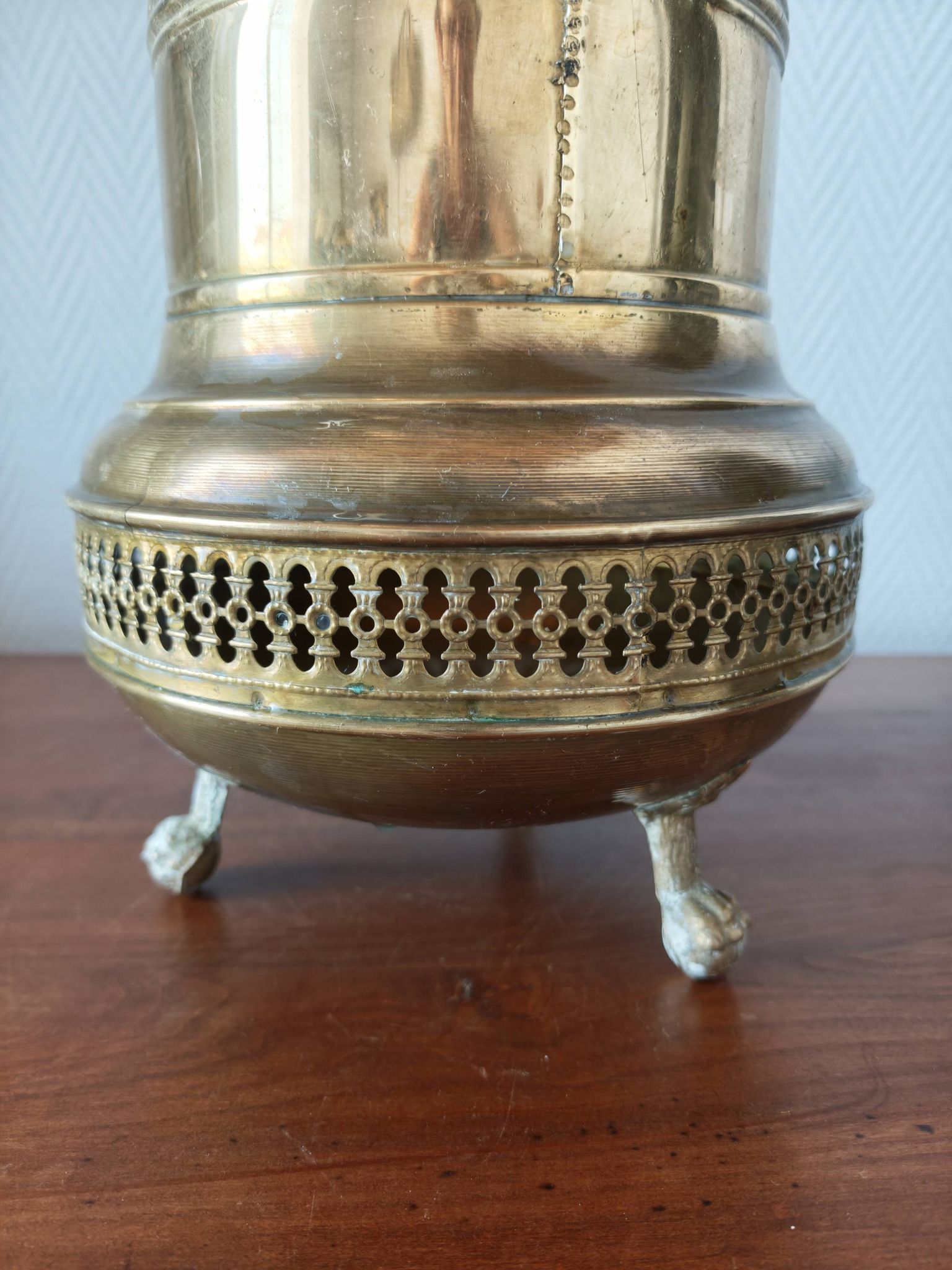 Vintage brass umbrella stand