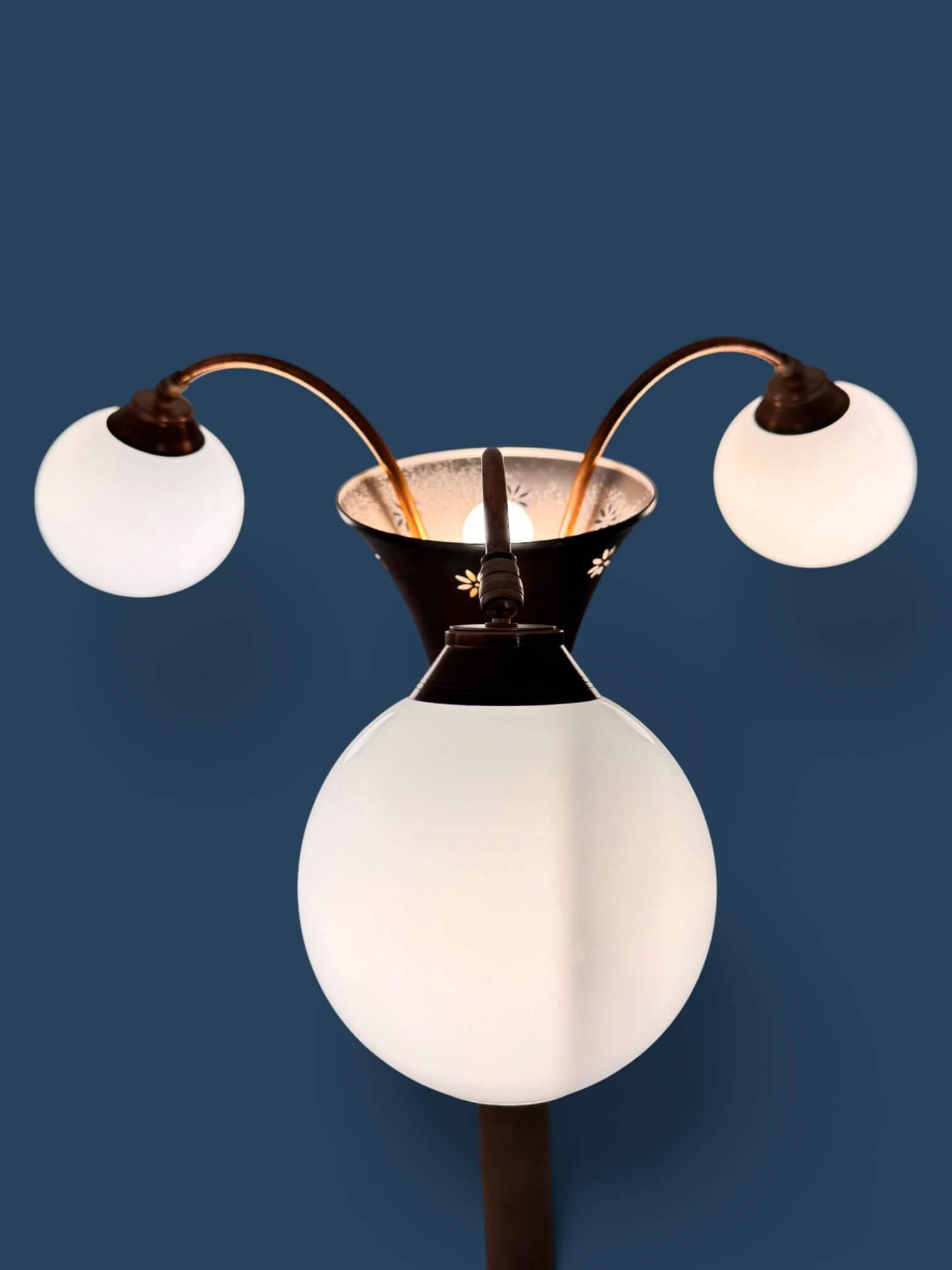 Renovated Art Deco floor lamp
