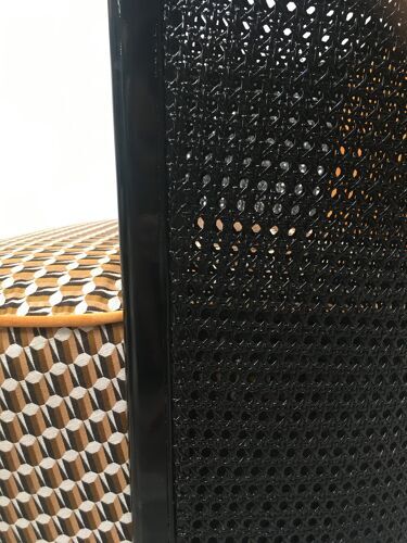 Fauteuil en bois cannage et velours