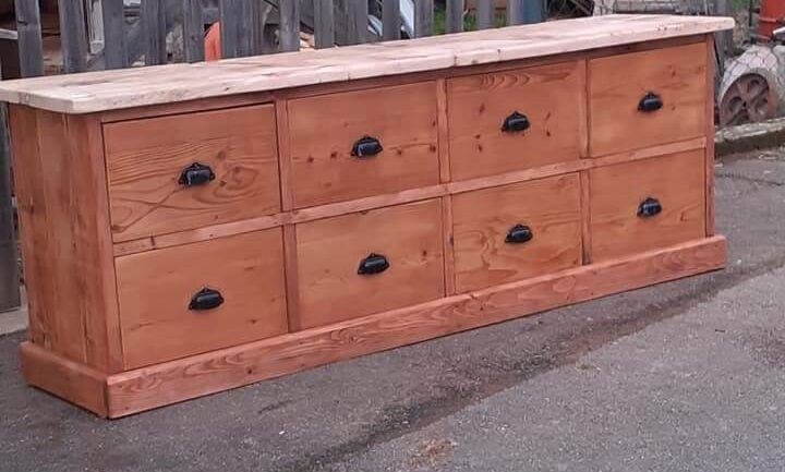 Trade furniture 8 drawers