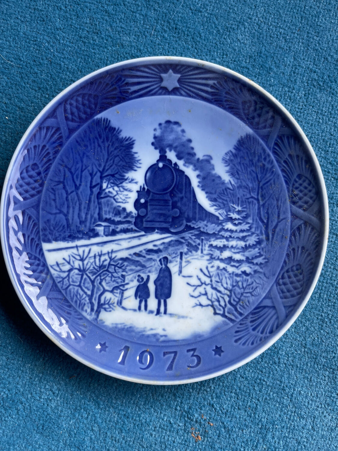 Wall plates Christmas Denmark Royal Copenhagen years 72-87