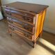 Commode vintage en bois, style Louis XV à tiroirs galbés