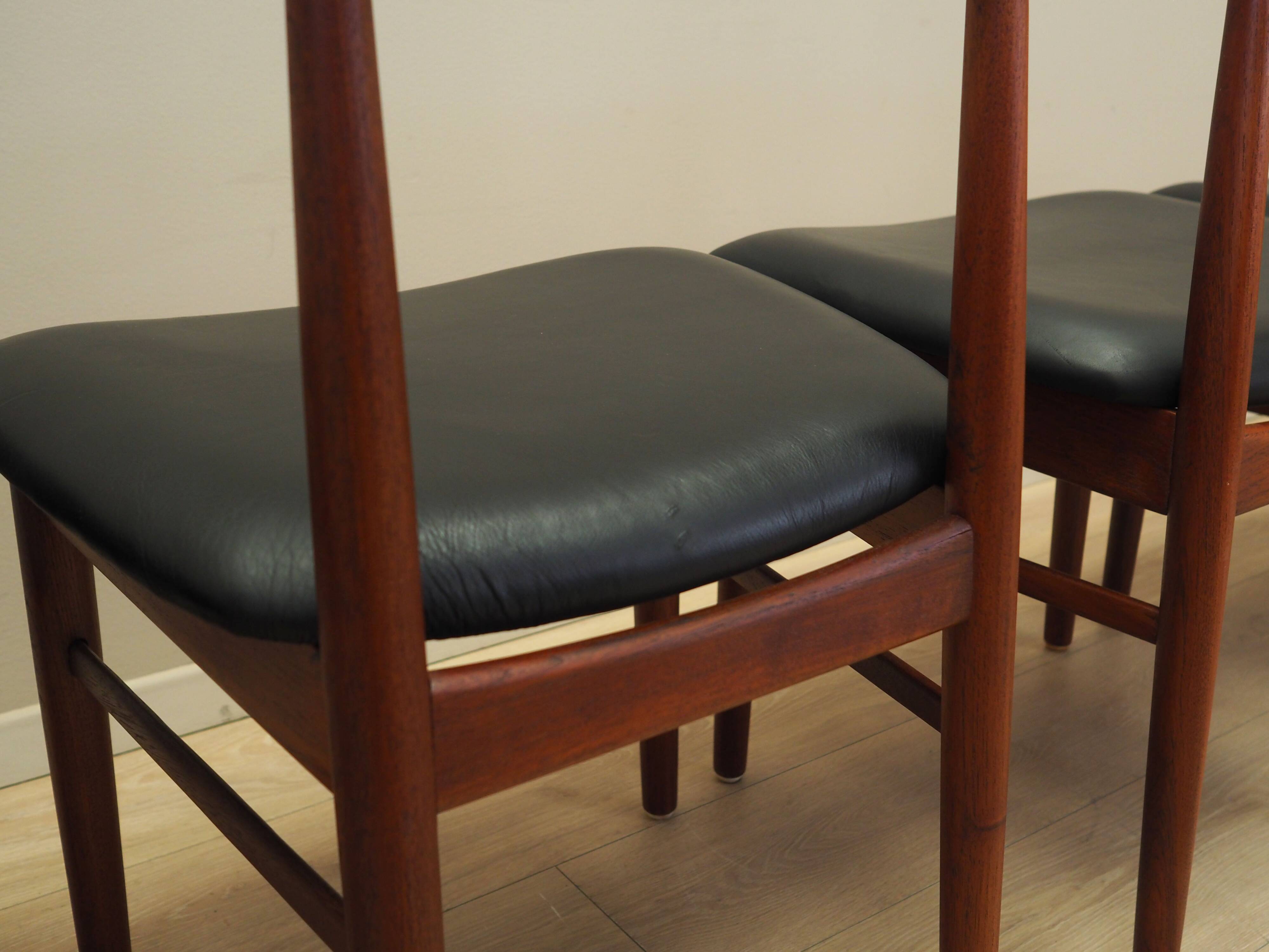 Set of four teak chairs, Danish design, 1960s, manufacture: Bruno Hansen, d