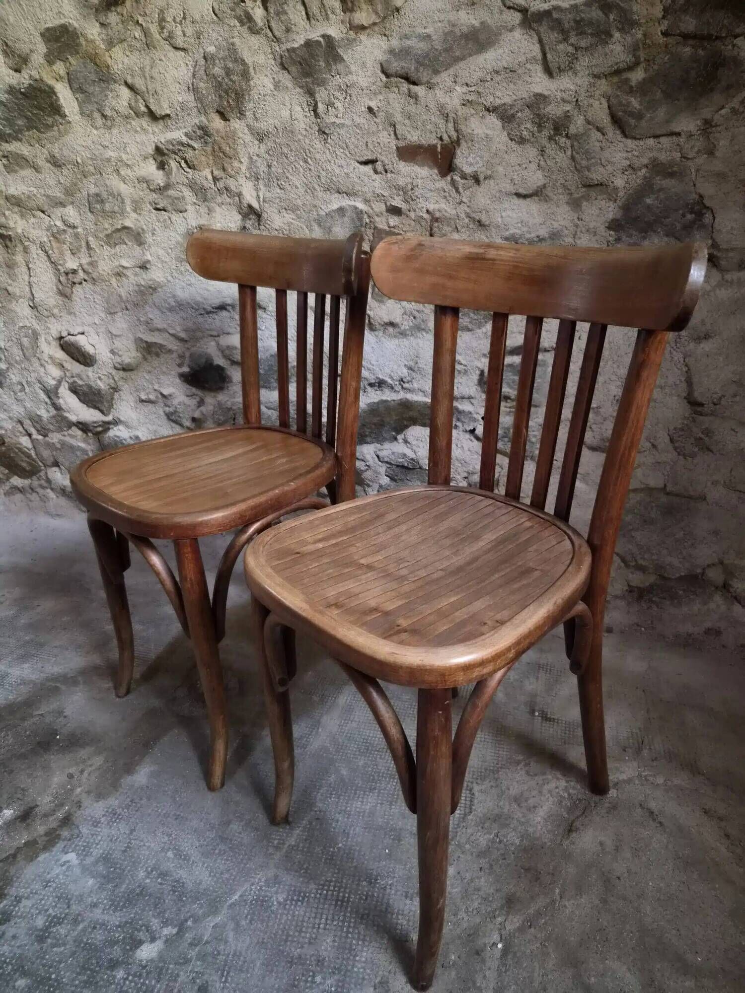 Set of 4 antique French bistro chairs by Mahieu & Guillaume, circa 1930.