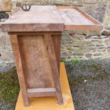 Sculptor's workbench