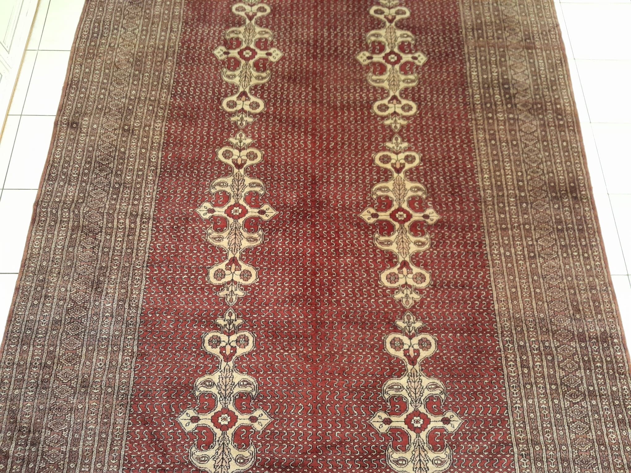 Handmade Pakistani carpet 317x216cm