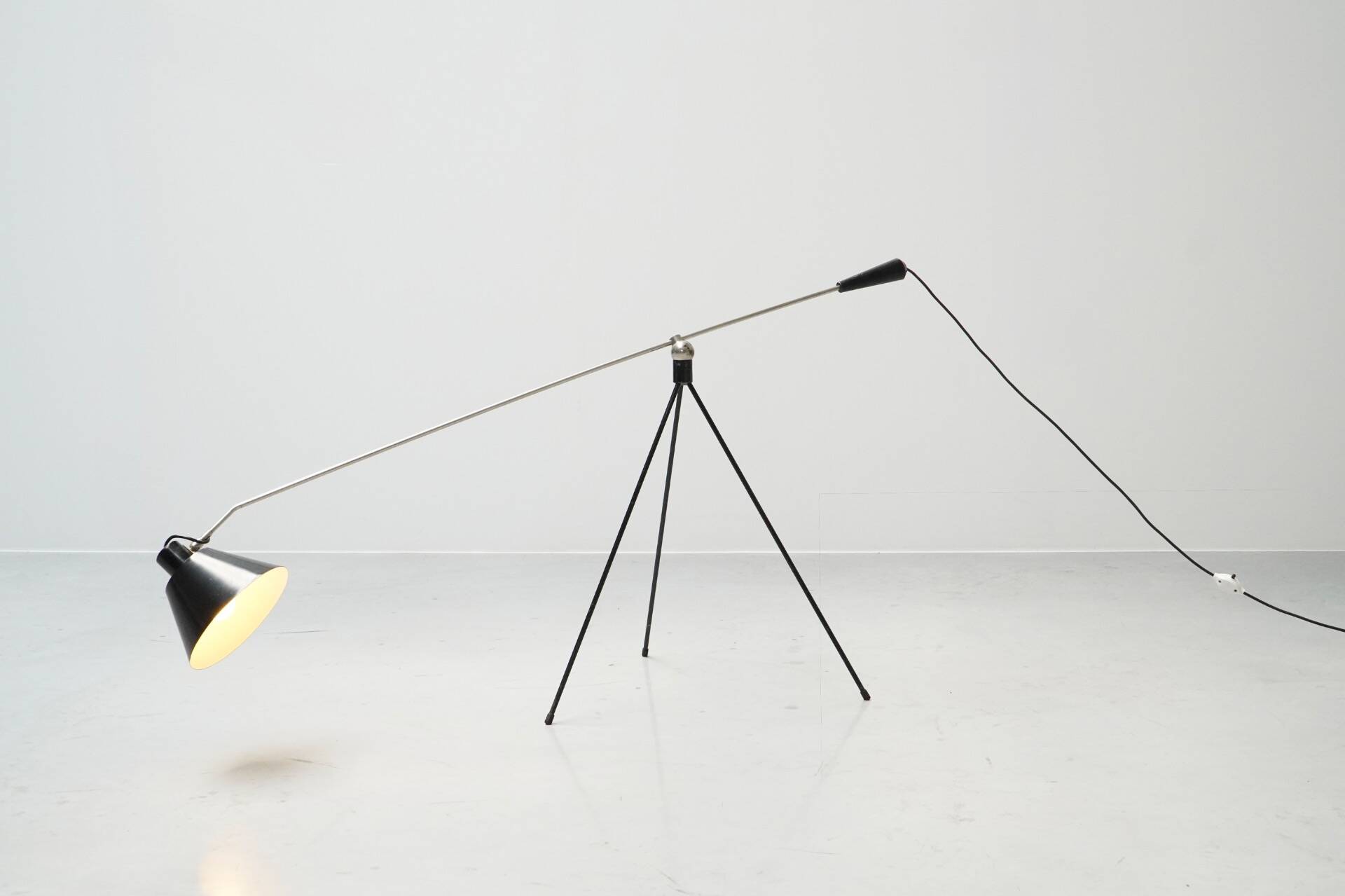 Henk Fillekes, Magneto Floor Lamp for Artiforte