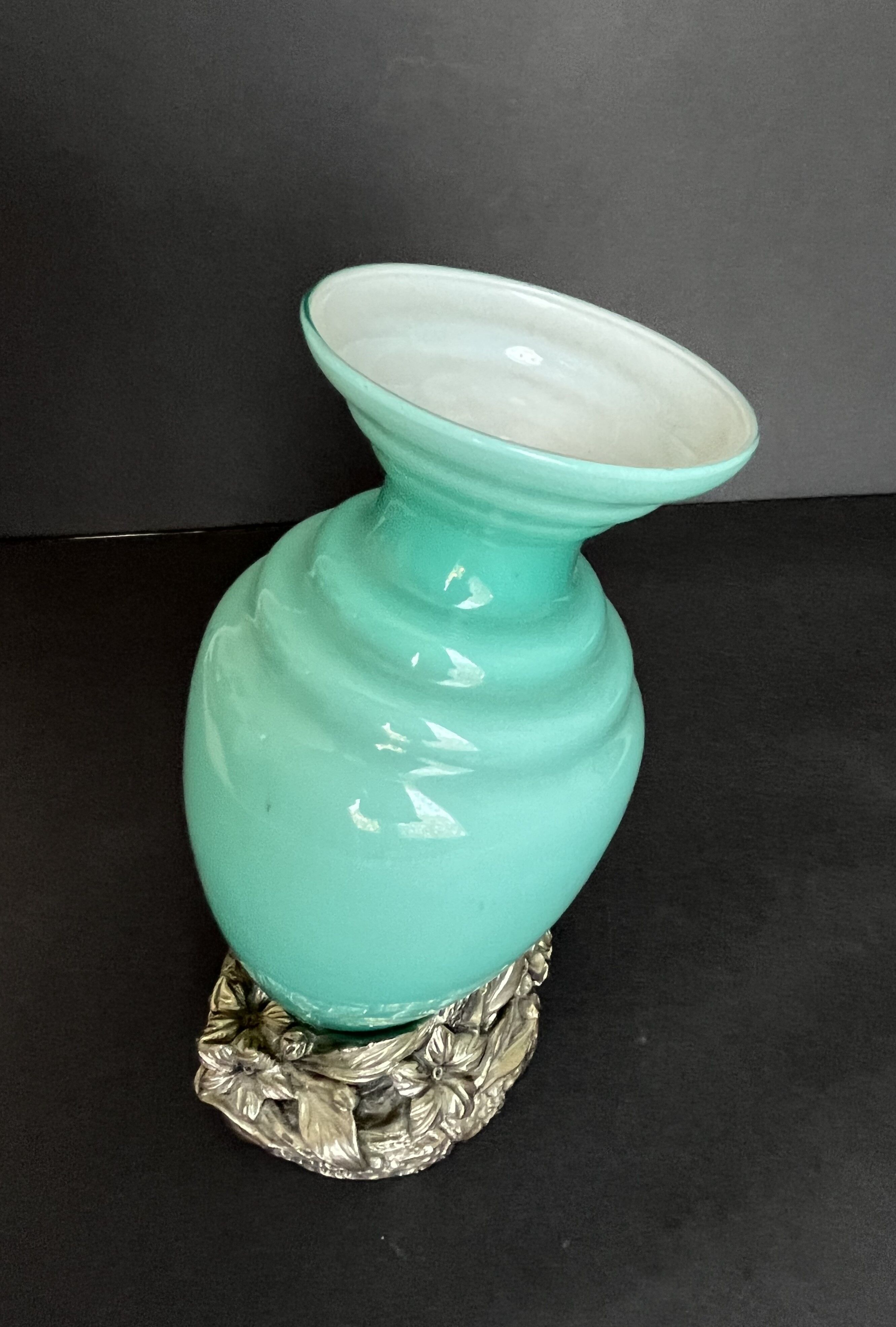 Art nouveau vase in opaline and tin