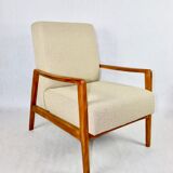 Set of vintage beige boucle sofa and armchair, 1970s