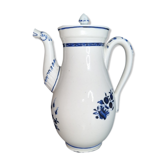 Théière en porcelaine de Tournai